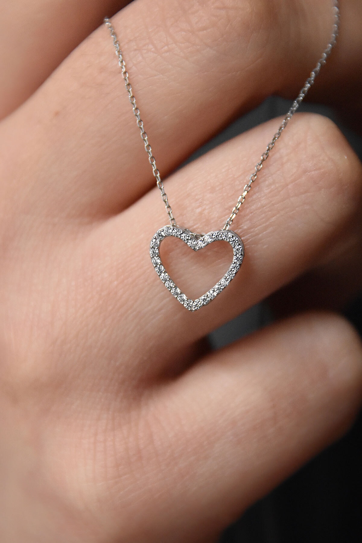 925 Ayar Gümüş Rodyum Kaplama Montür Kalp Kolye