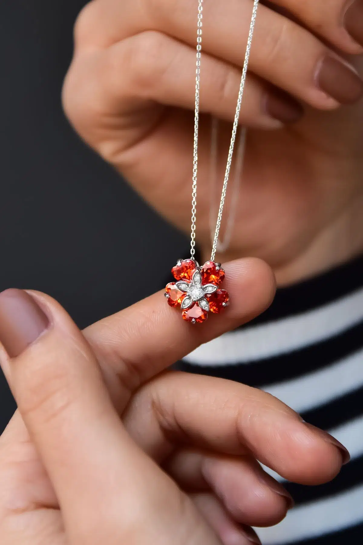 925 Ayar Gümüş Turuncu Taşlı Mine Çiçeği Kadın Kolye.rose.gold.rodaj