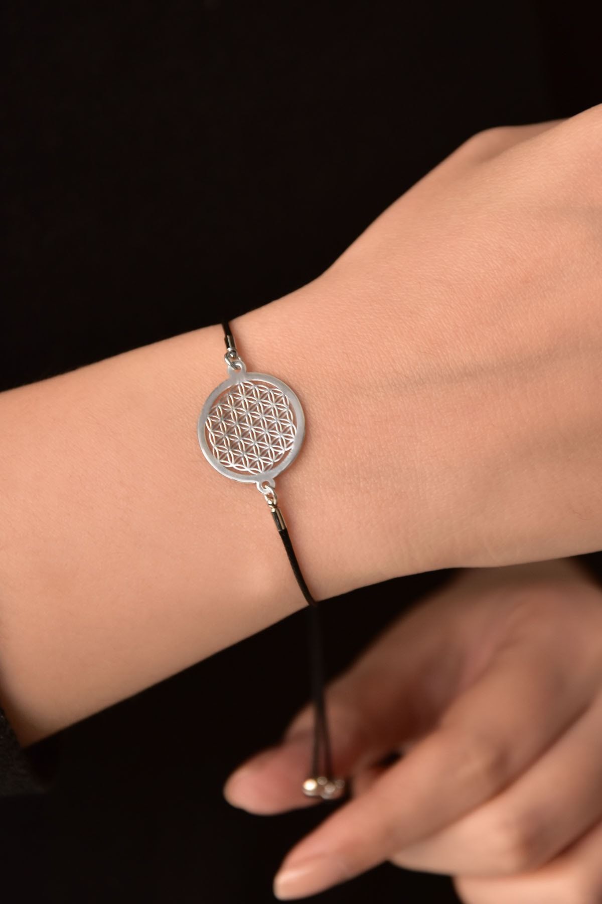 925 Ayar Gümüş Rodyum Kaplama Yaşam Çiçeği Kadın Bileklik