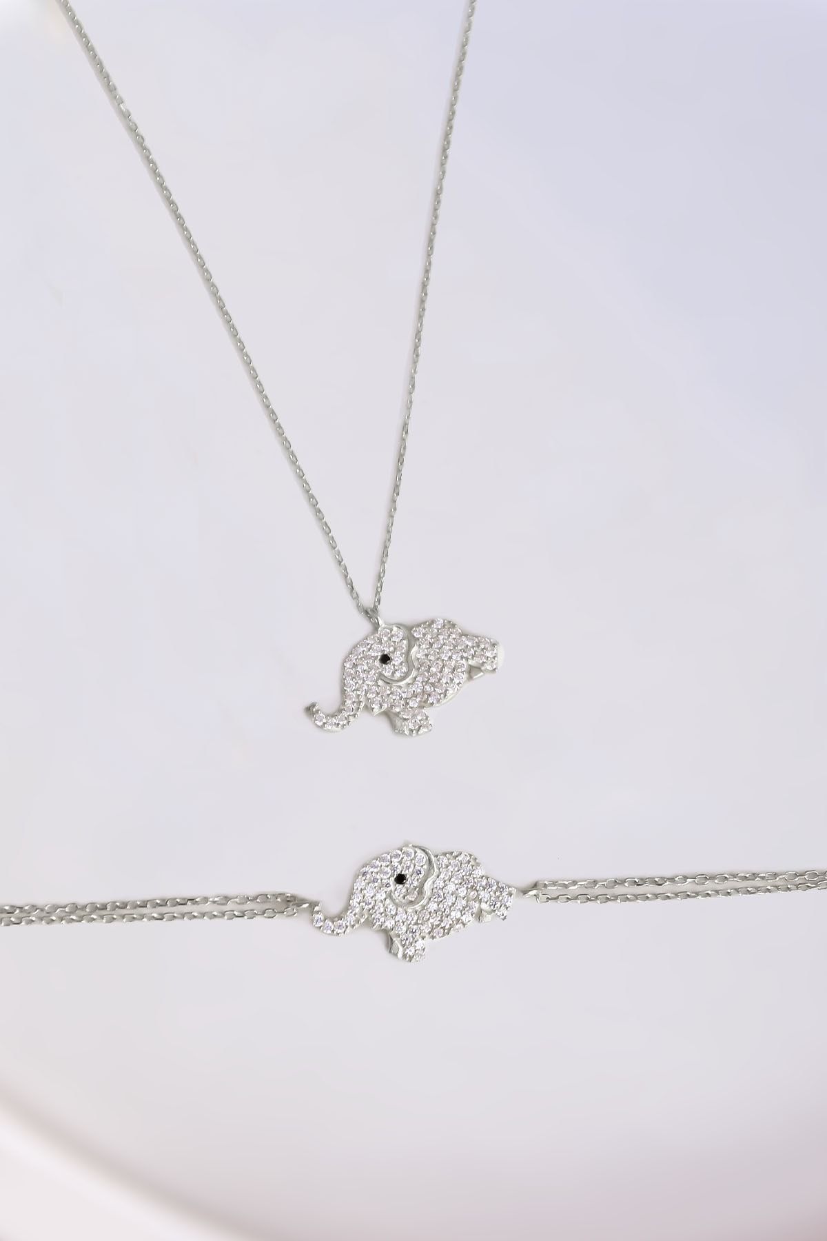 925 Ayar Gümüş Rodyum Kaplama Zirkon Taşlı Fil Kolye Ve Bileklik Set