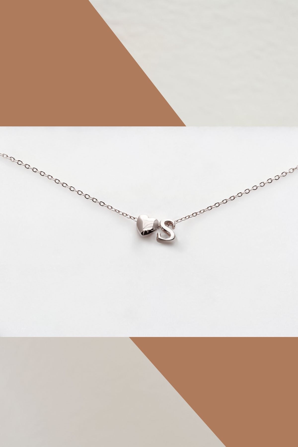 925 Ayar Gümüş Rodyum Mini Üç Boyutlu S Harfi Kalp Kolye