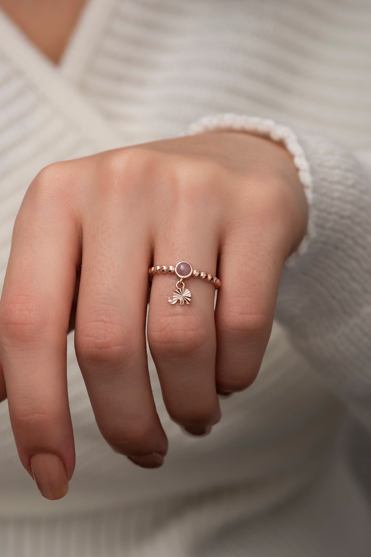 925 Ayar Gümüş Rose Altın Kaplama Ay Taşlı Fil Motifli Kadın Yüzüğü