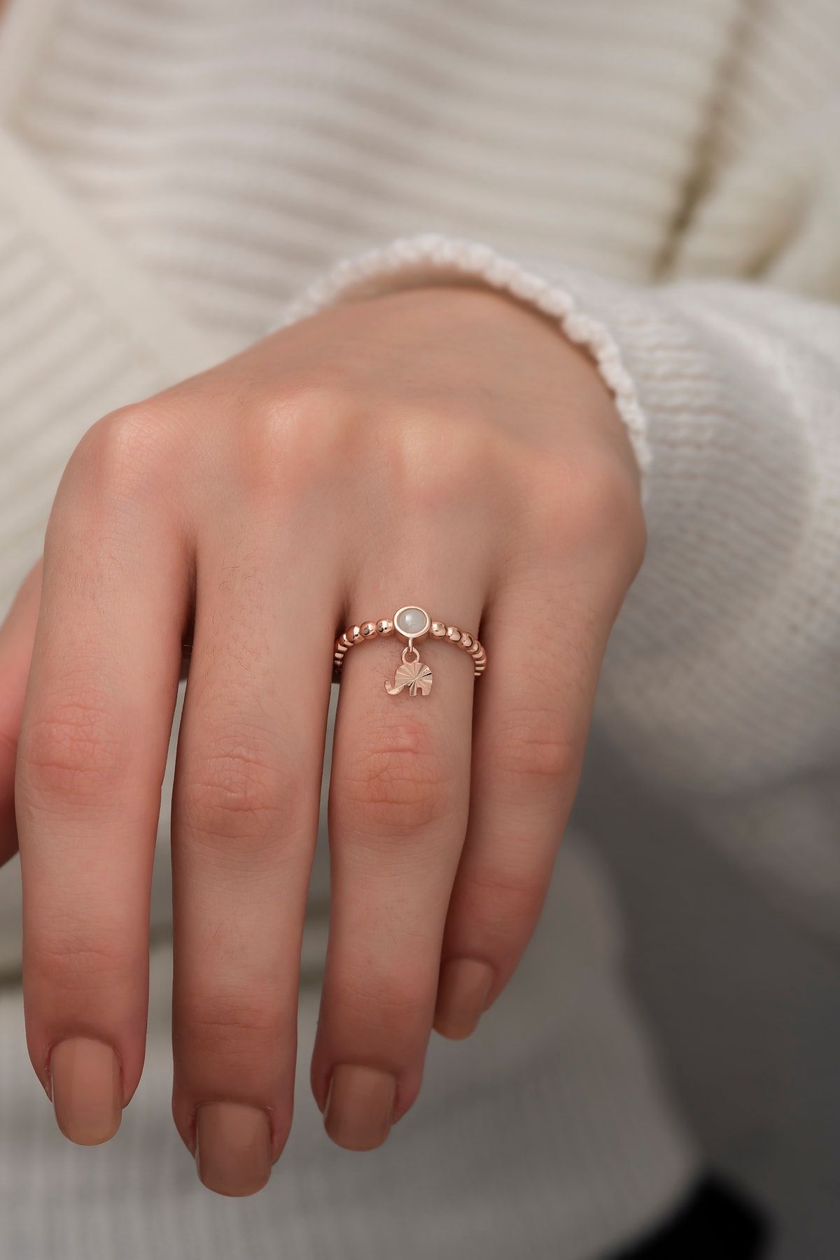 925 Ayar Gümüş Rose Altın Kaplama Ay Taşlı Fil Motifli Kadın Yüzüğü