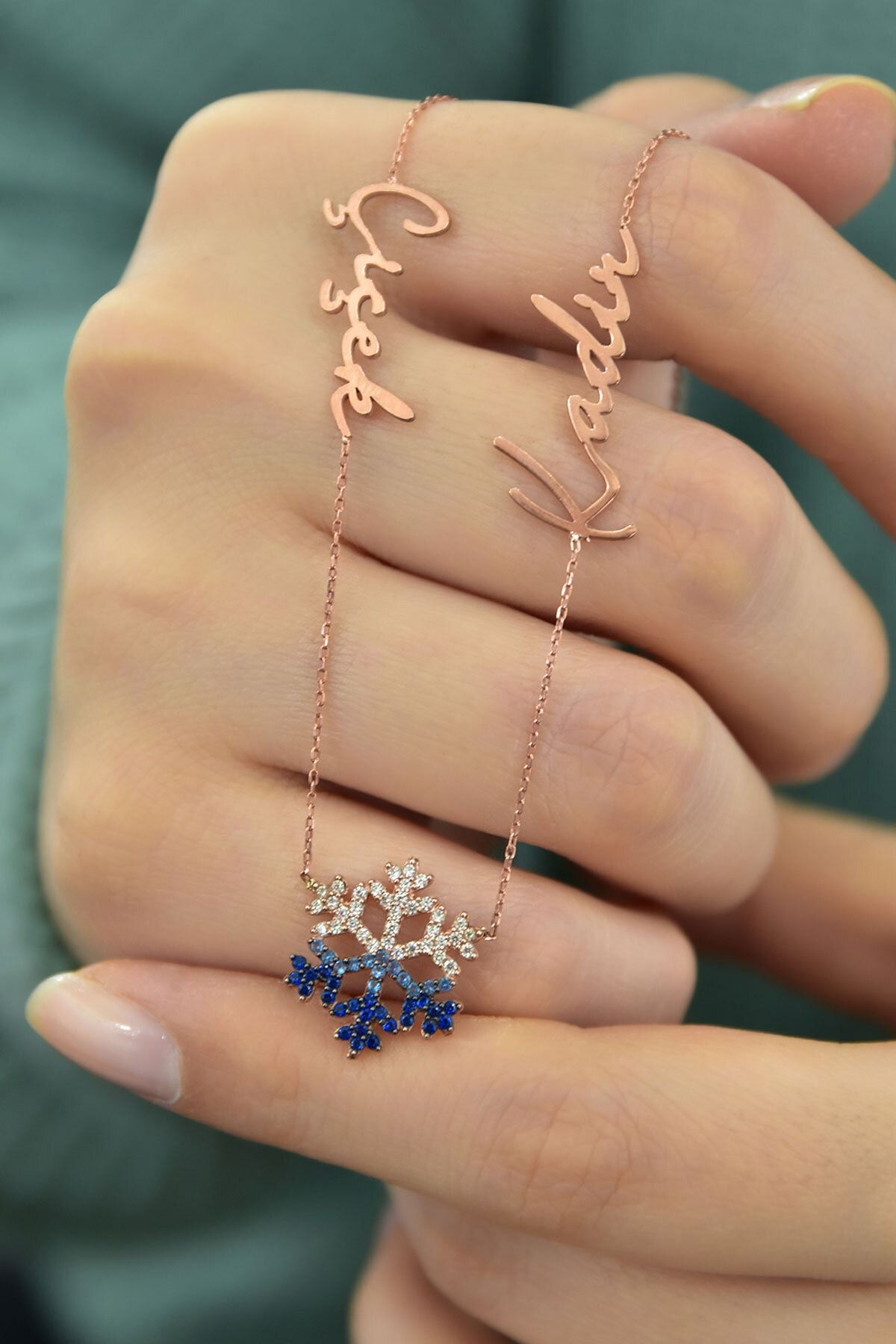 925 Ayar Gümüş Rose Altın Kaplama Isimli Kar Tanesi Kolye