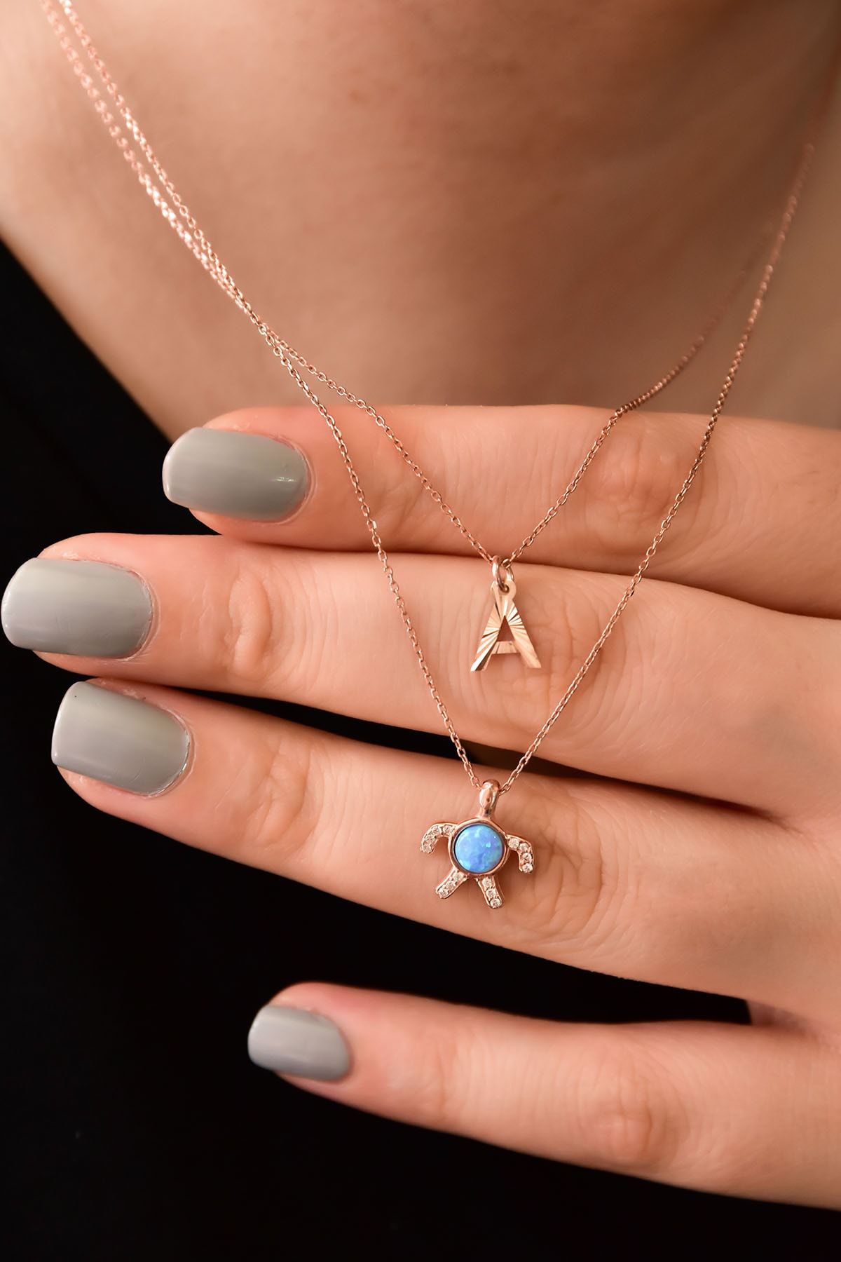 925 Ayar Gümüş Rose Kaplama A Harf Ve Opal Taşlı Kaplumbağa Asansörlü Kolye