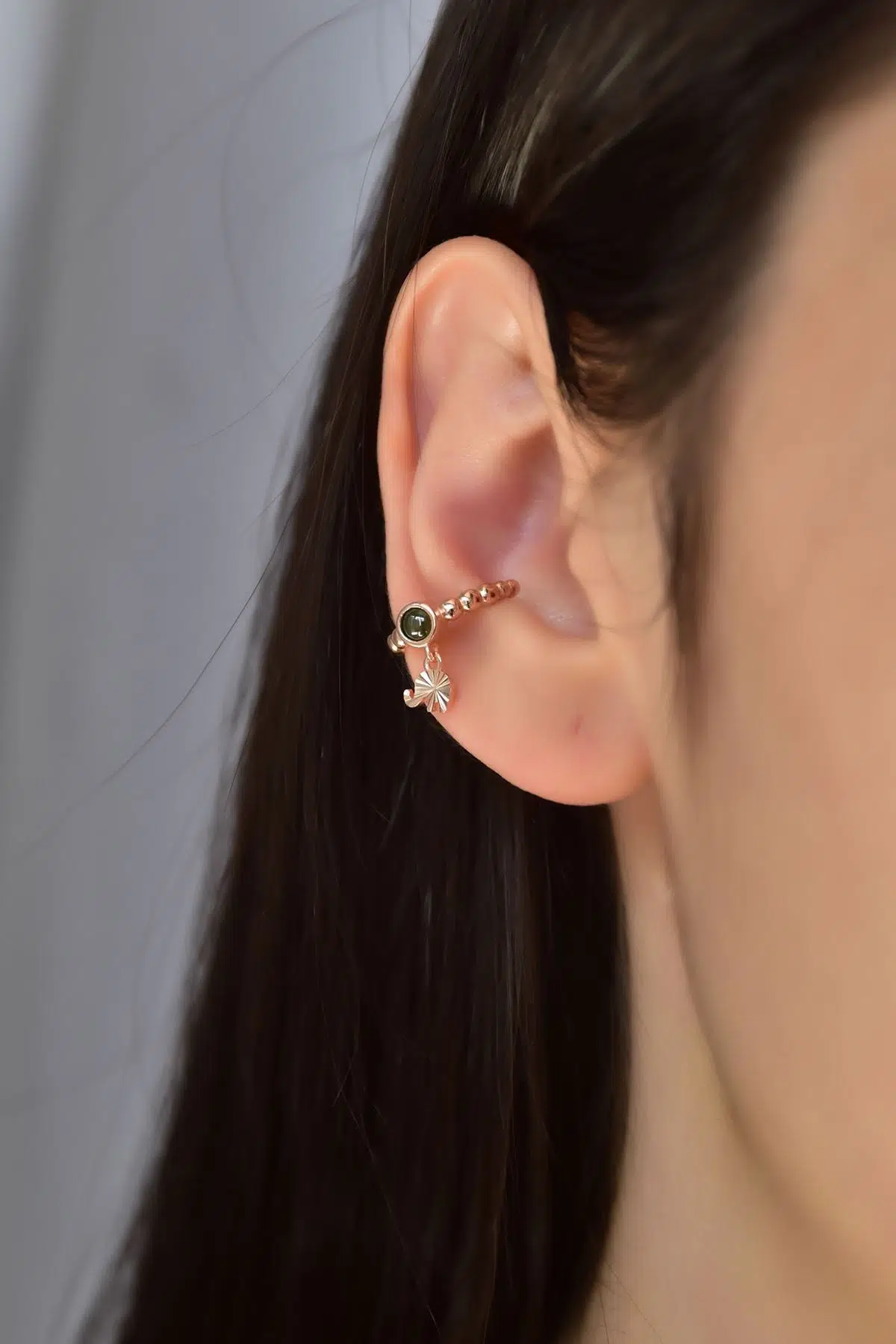 925 Ayar Gümüş Rose Kaplama Ay Taşlı Fil Figürlü Kıkırdak Küpe