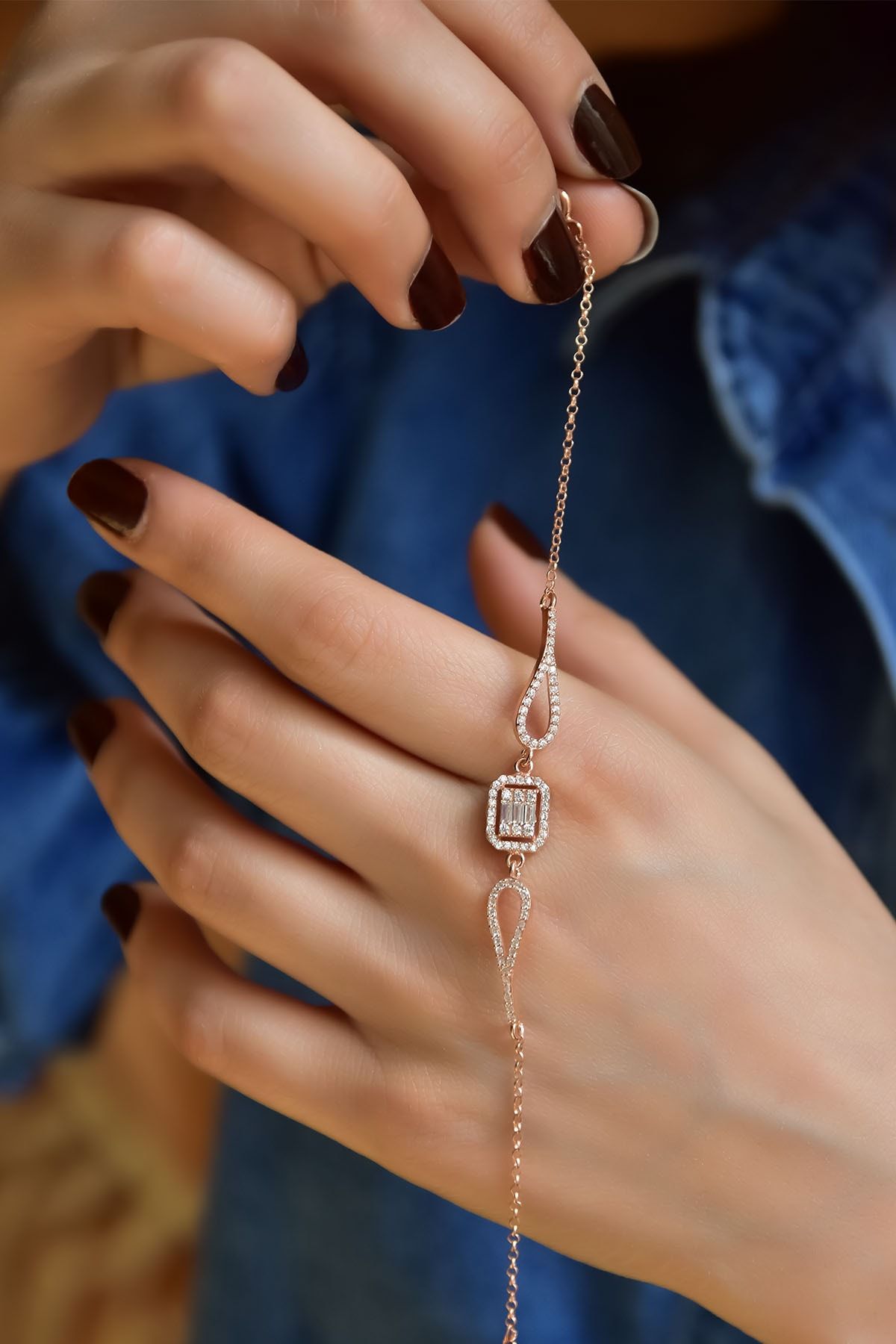 925 Ayar Gümüş Rose Kaplama Baget Taşlı Bileklik