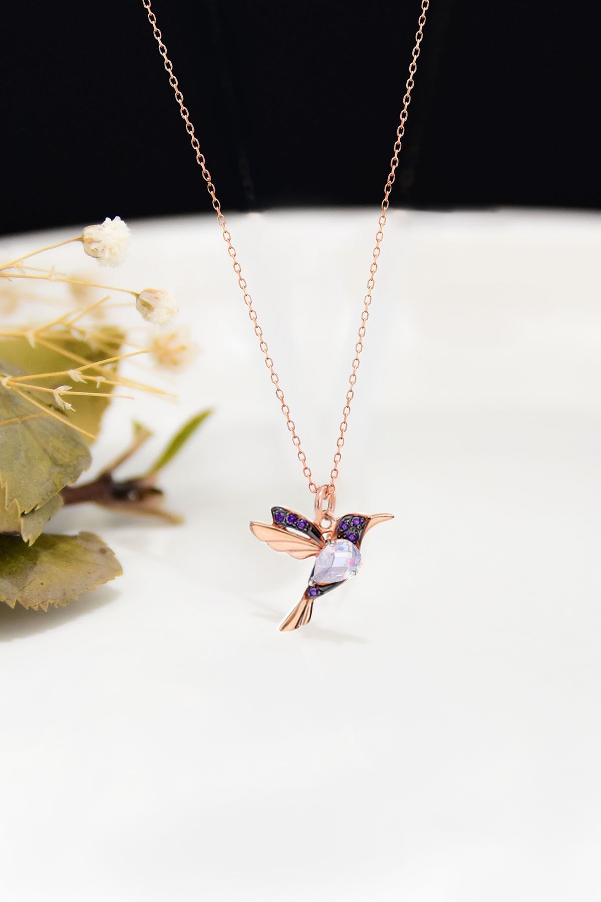 925 Ayar Gümüş Rose Kaplama Beyaz Mor Taşlı Kuş Kolye