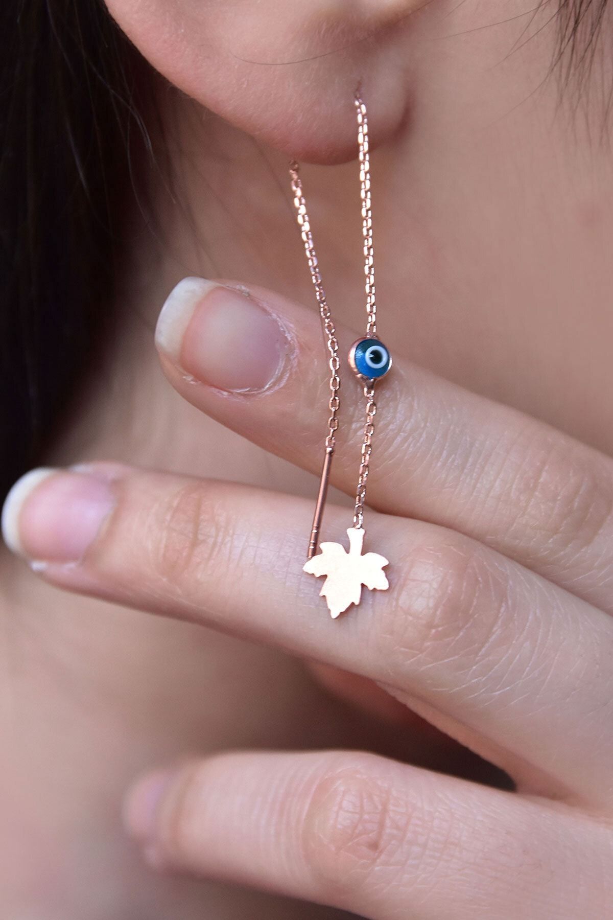 925 Ayar Gümüş Rose Kaplama Cam Göz Çınar Yaprağı Zincir Küpe