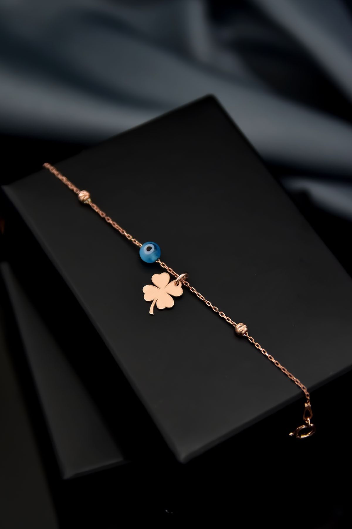 925 Ayar Gümüş Rose Kaplama Dorika Toplu Gözlü Yonca Bileklik