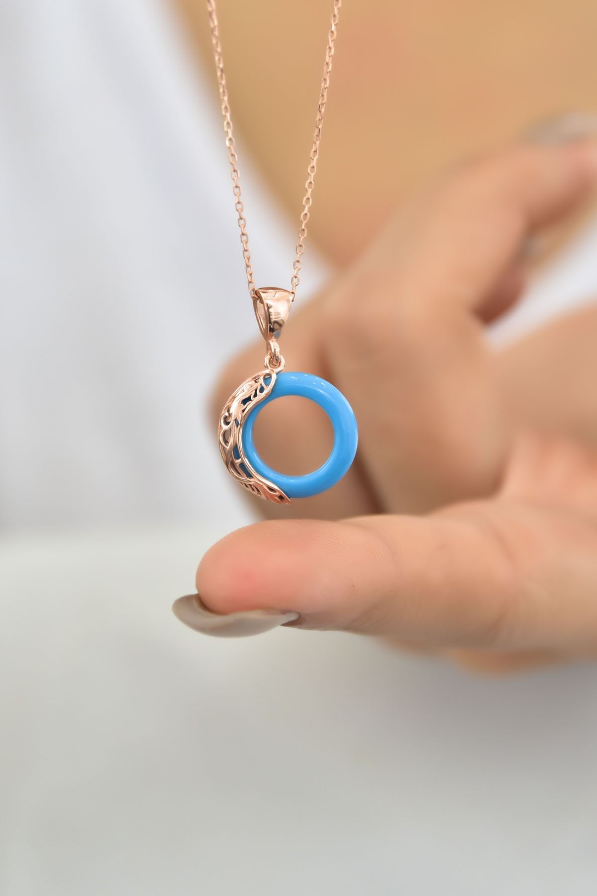 925 Ayar Gümüş Rose Kaplama Ejderha Desenli Turkuaz Simit Kolye