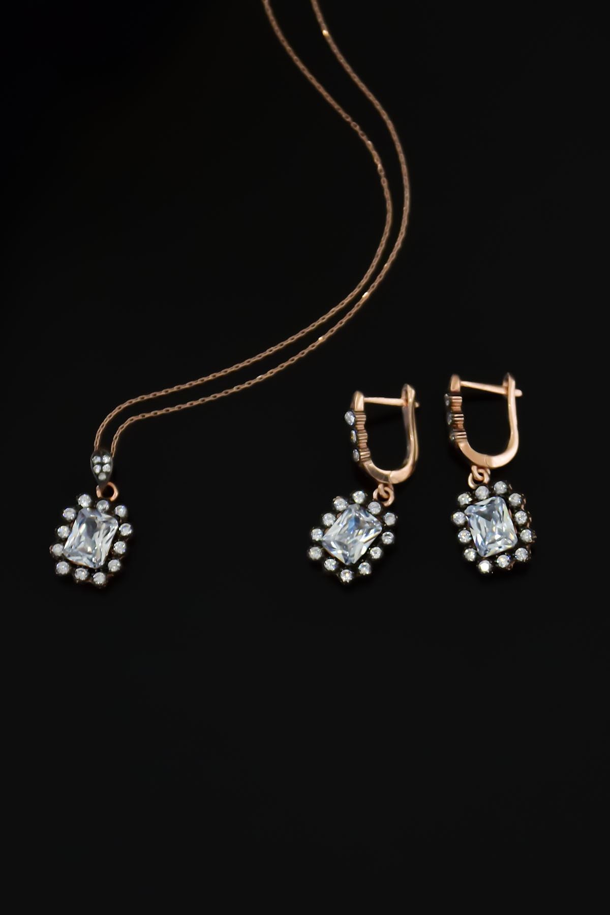 925 Ayar Gümüş Rose Kaplama Elmas Montür Kare Set