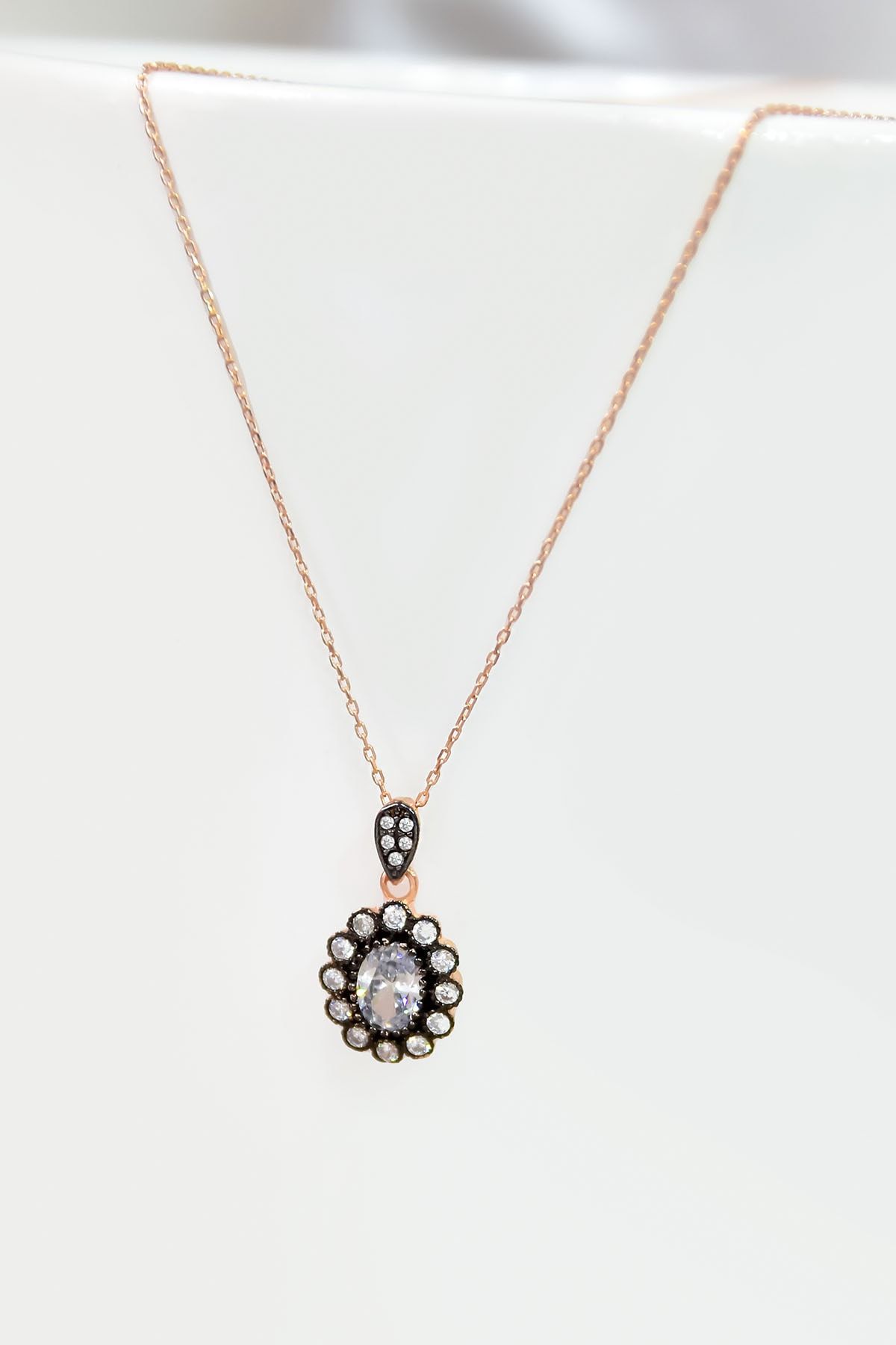 925 Ayar Gümüş Rose Kaplama Elmas Montür Kolye