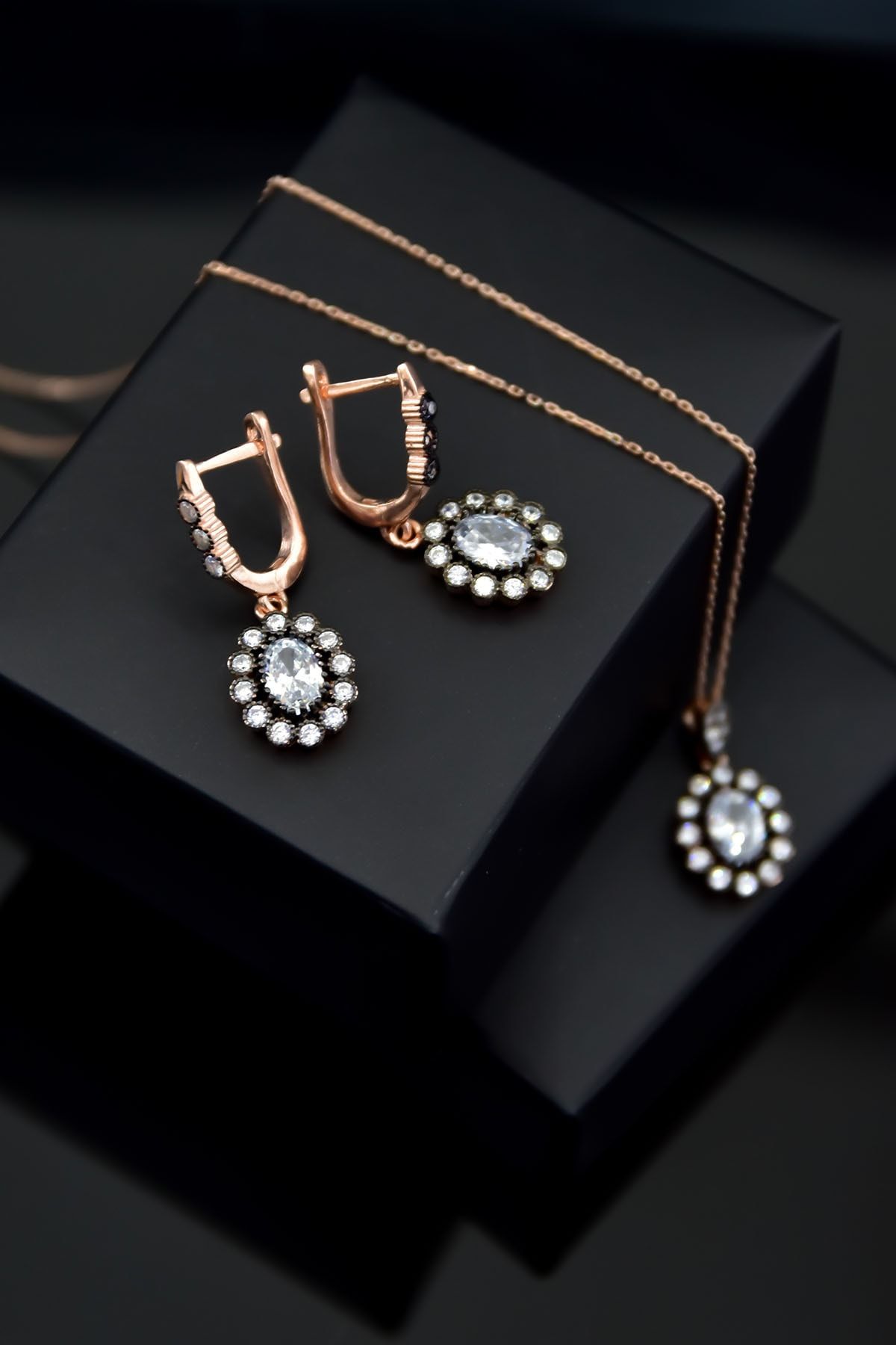 925 Ayar Gümüş Rose Kaplama Elmas Montür Oval Set