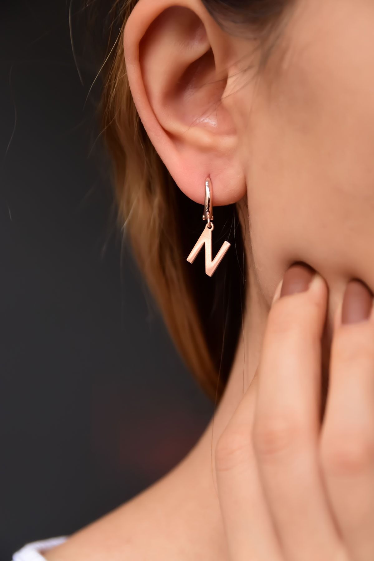 925 Ayar Gümüş Rose Kaplama Harf Halka Küpe