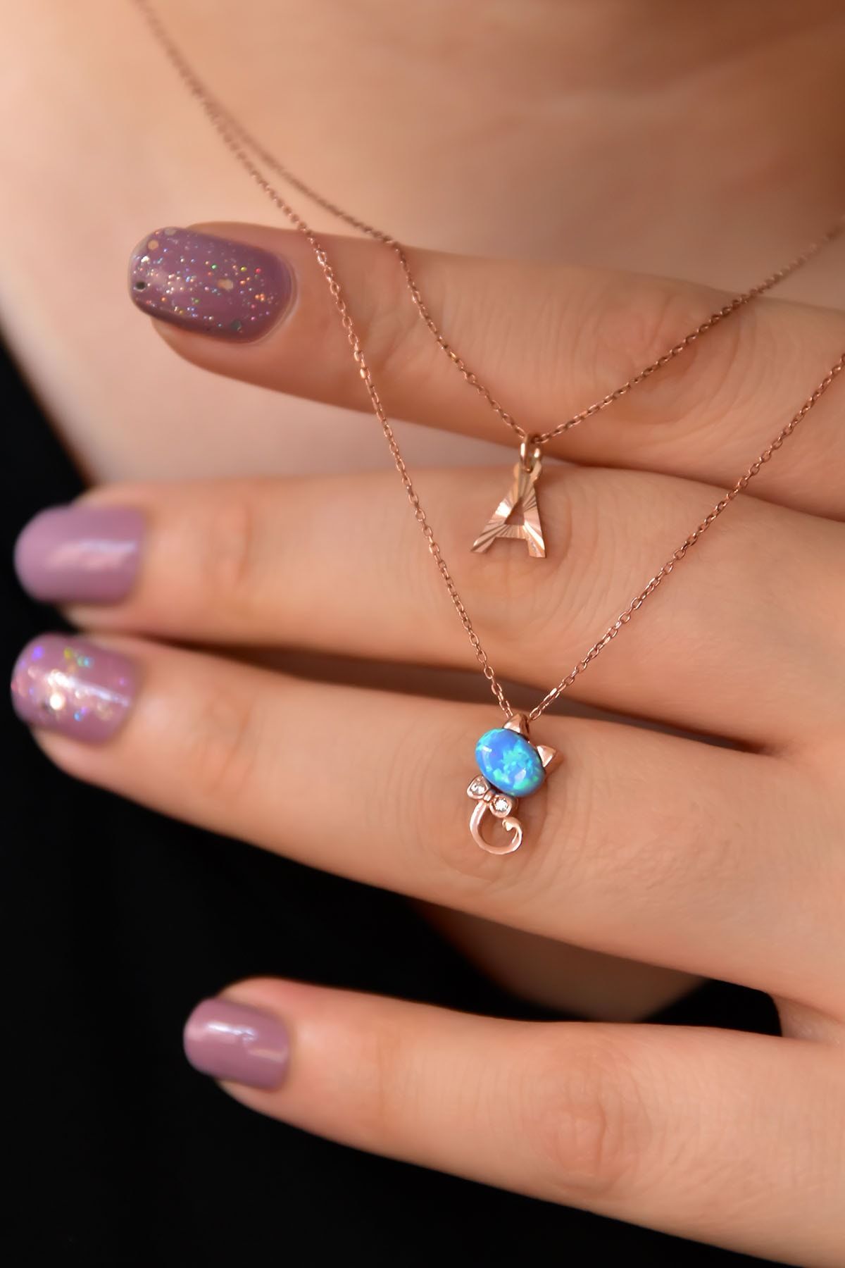 925 Ayar Gümüş Rose Kaplama Harf Ve Opal Taşlı Kedi Asansör Kolye