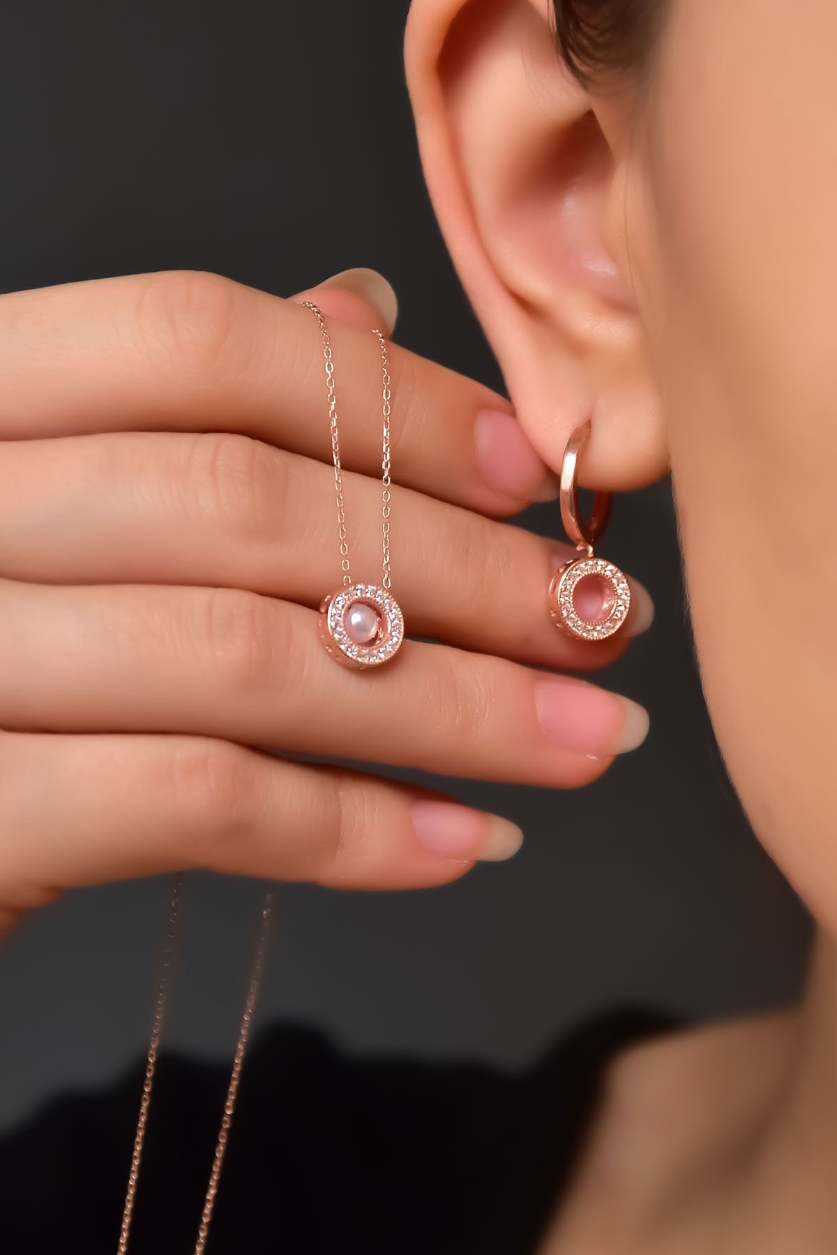 925 Ayar Gümüş Rose Kaplama Incılı Yuvarlak Kolye Ve Küpe Set