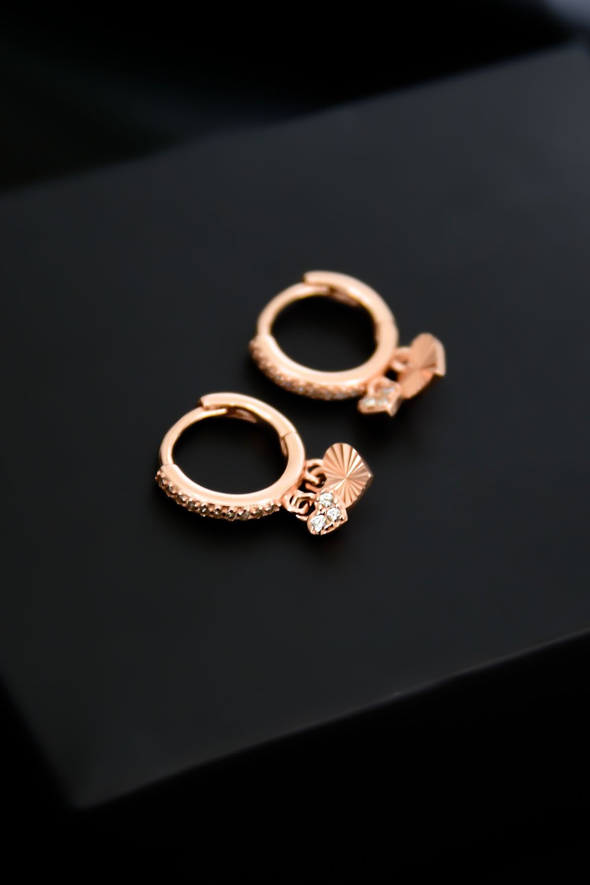 925 Ayar Gümüş Rose Kaplama Kalp Figürlü Halka Kadın Küpe