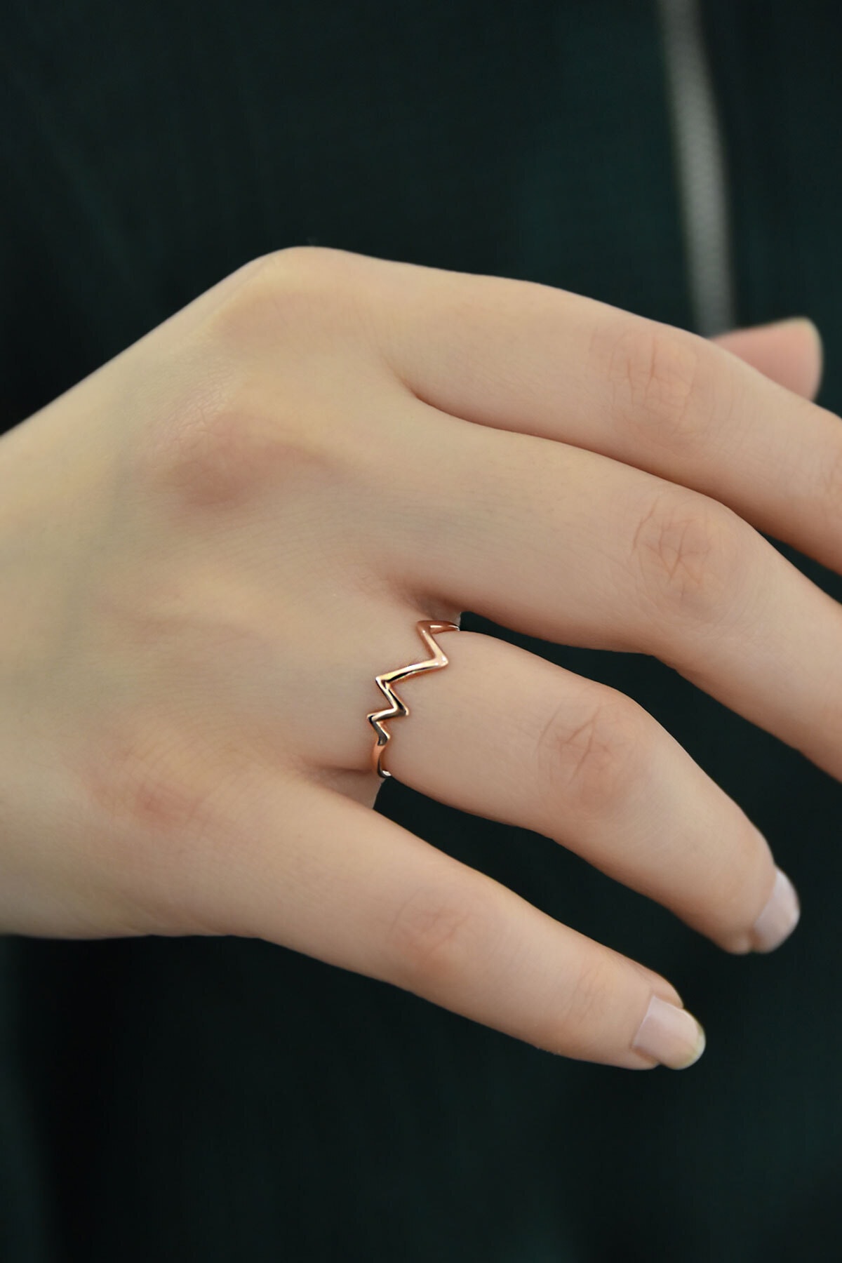 925 Ayar Gümüş Rose Kaplama Kalp Ritmi Ayarlanabilir Yüzük