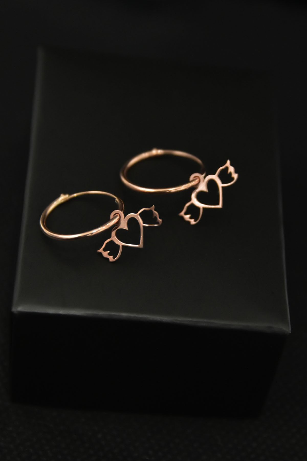 925 Ayar Gümüş Rose Kaplama Kanatlı Kalp Figürlü Halka Küpe