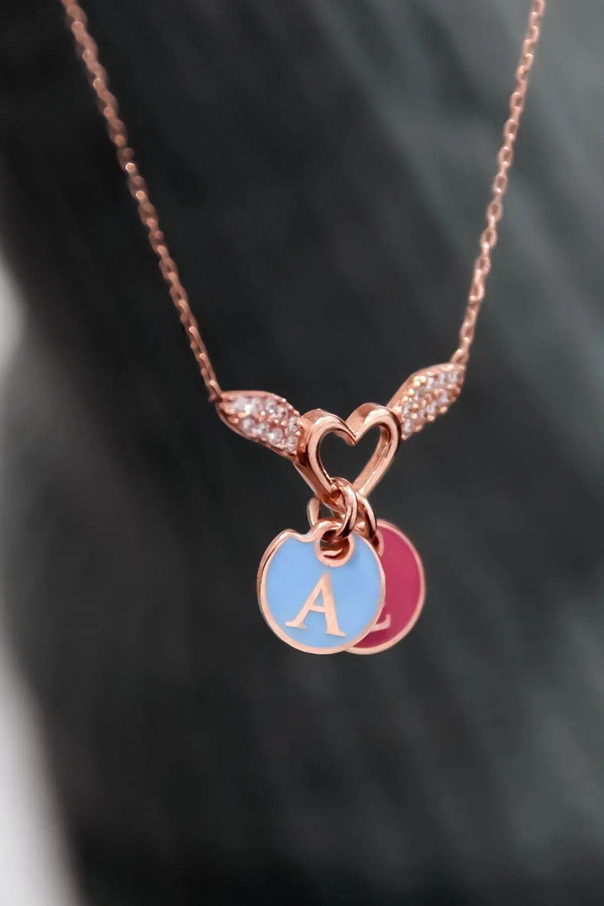 925 Ayar Gümüş Rose Kaplama Mineli A Ve E Harfli Kalp Kanat Kolye