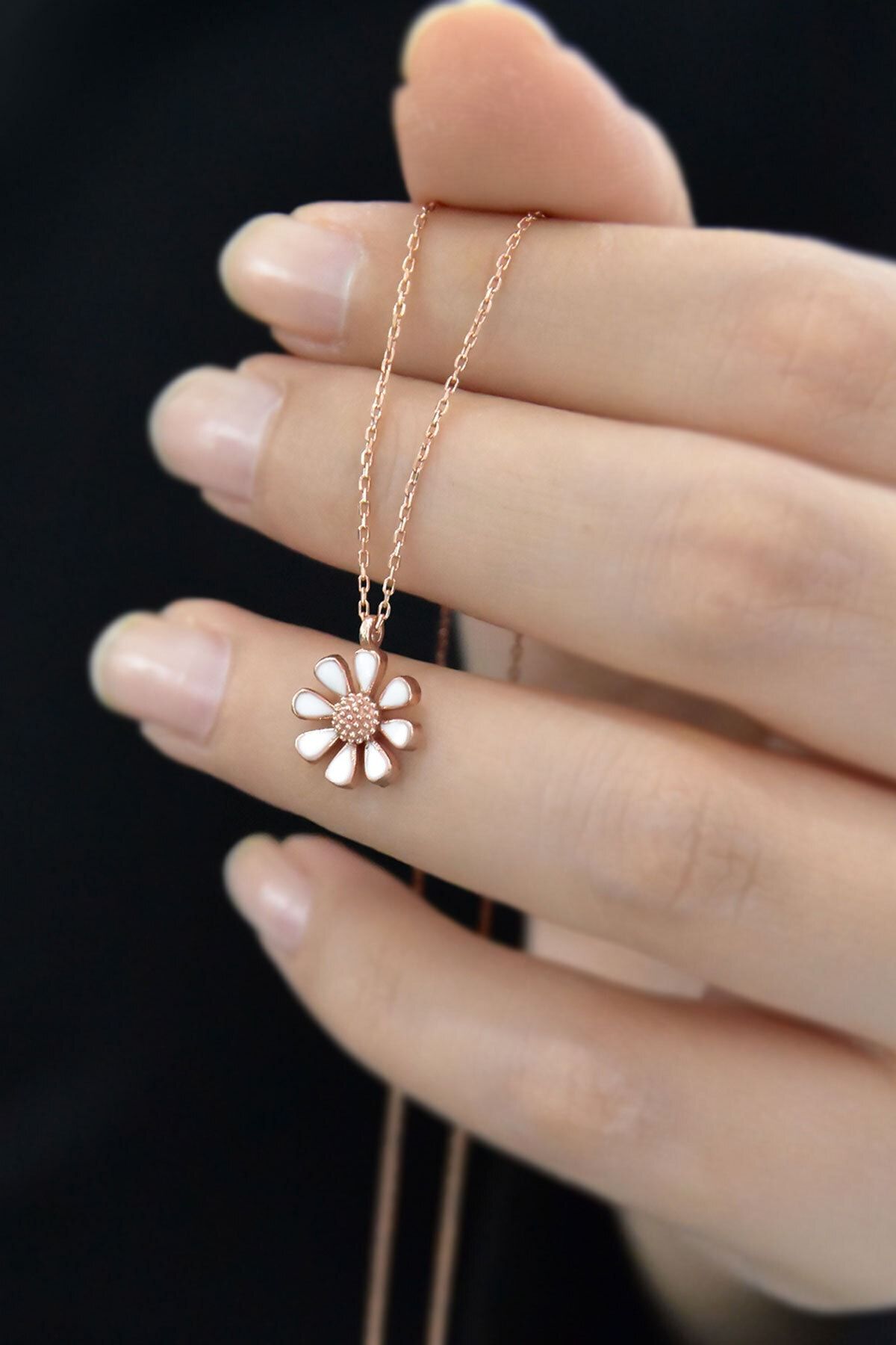 925 Ayar Gümüş Rose Kaplama Mineli Papatya Kolye