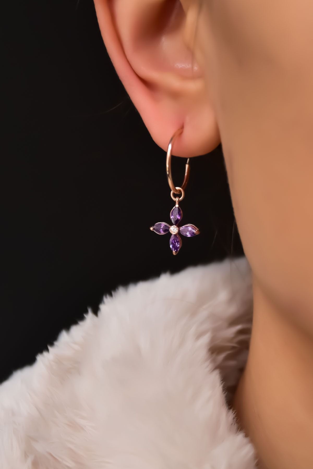 925 Ayar Gümüş Rose Kaplama Mor Zirkon Taşlı Plumeria Halka Küpe