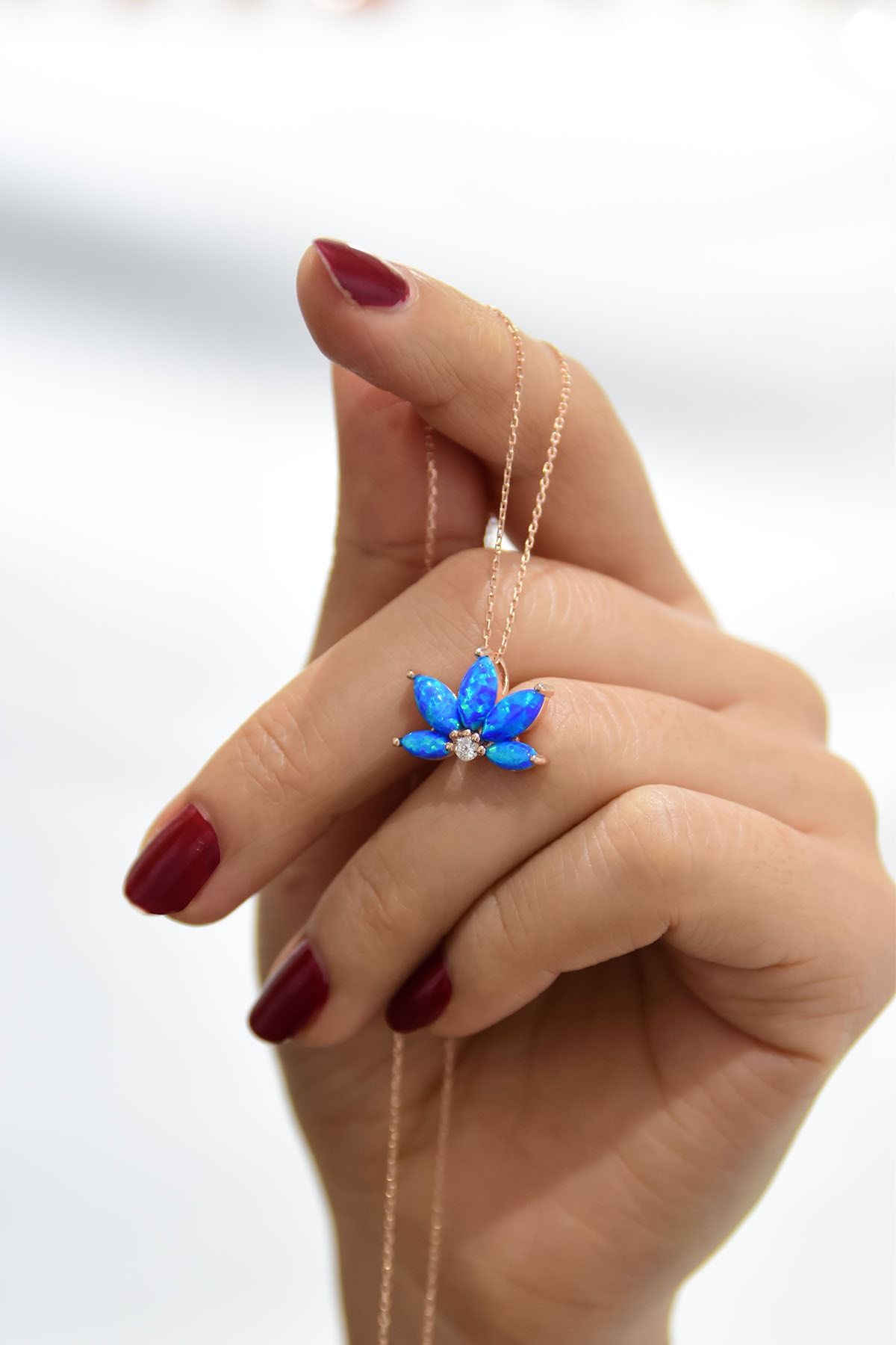 925 Ayar Gümüş Rose Kaplama Opal Taşlı Lotus Kolye