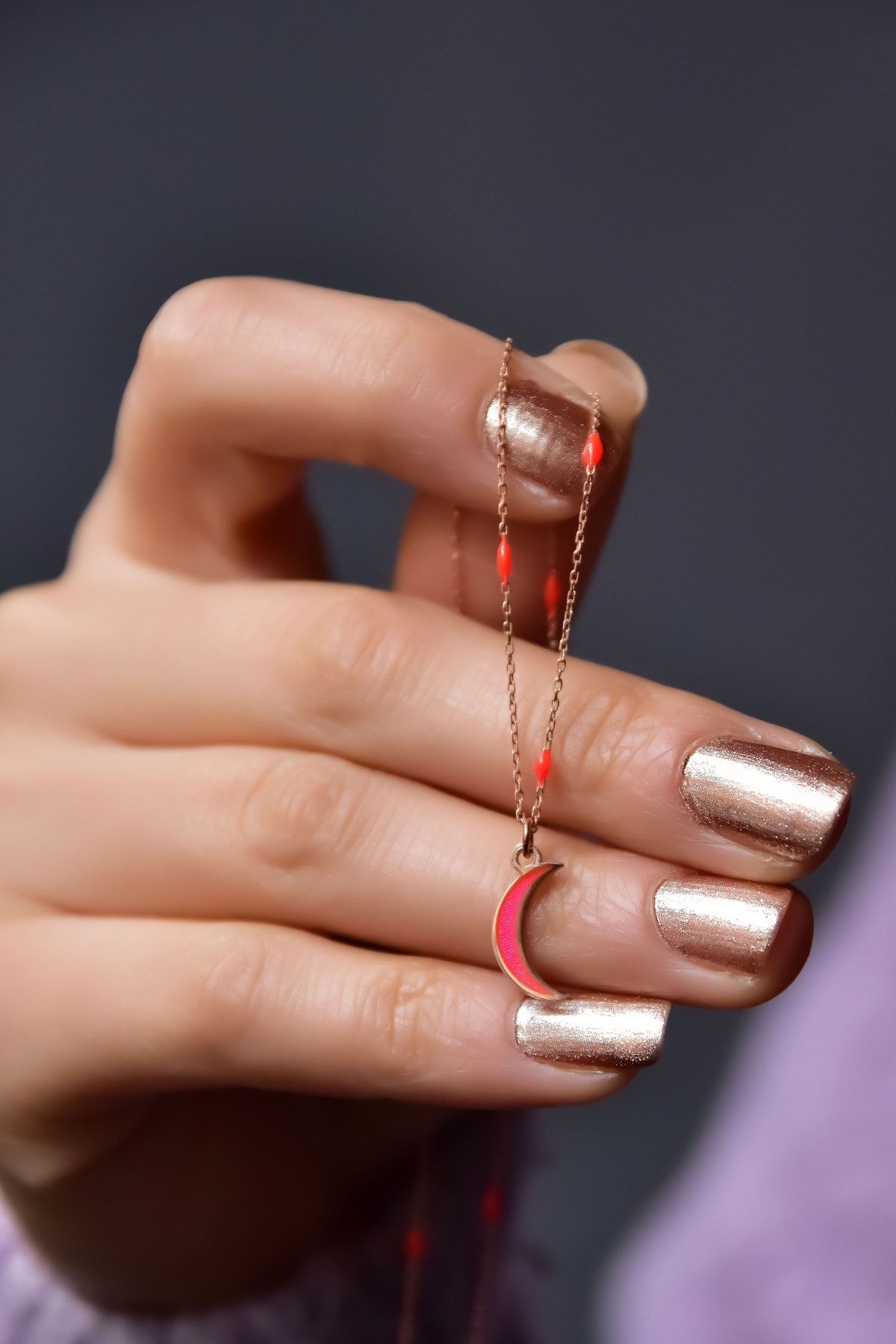 925 Ayar Gümüş Rose Kaplama Pembe Mineli Hilal Kolye