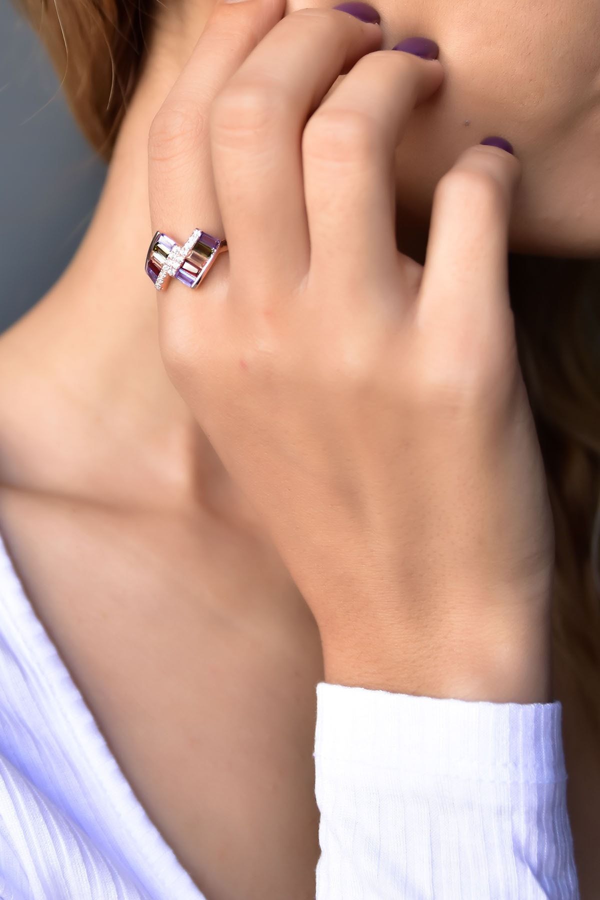 925 Ayar Gümüş Rose Kaplama Renkli Baget Taşlı Yüzük