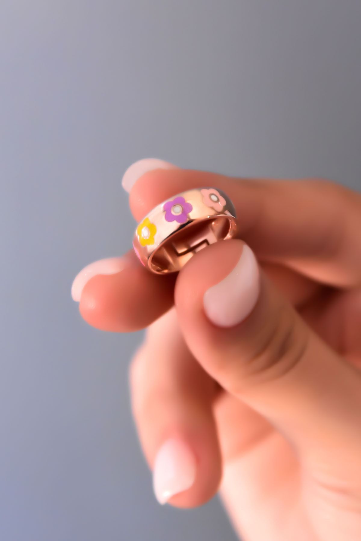 925 Ayar Gümüş Rose Kaplama Renkli Mineli Ayarlanabilir Çiçek Yüzük