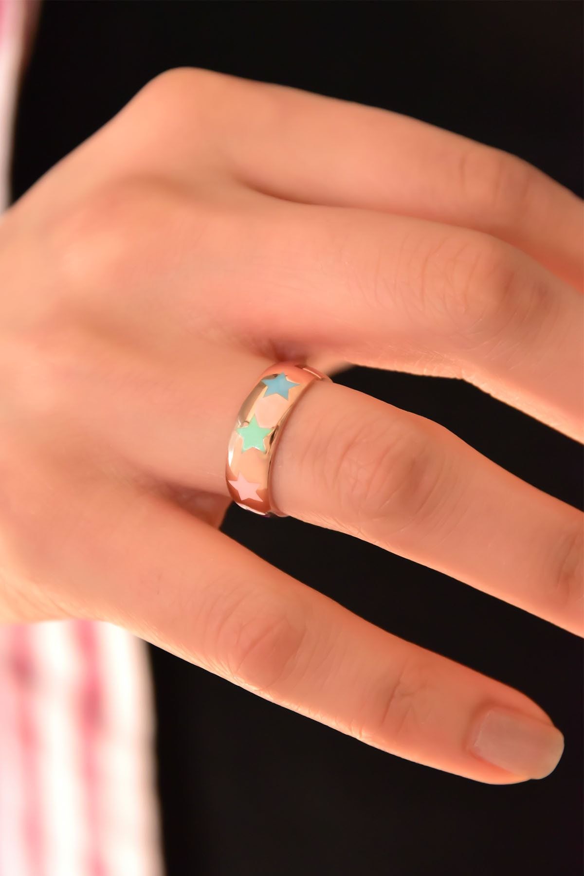 925 Ayar Gümüş Rose Kaplama Renkli Yıldız Mineli Ayarlanabilir Yüzük