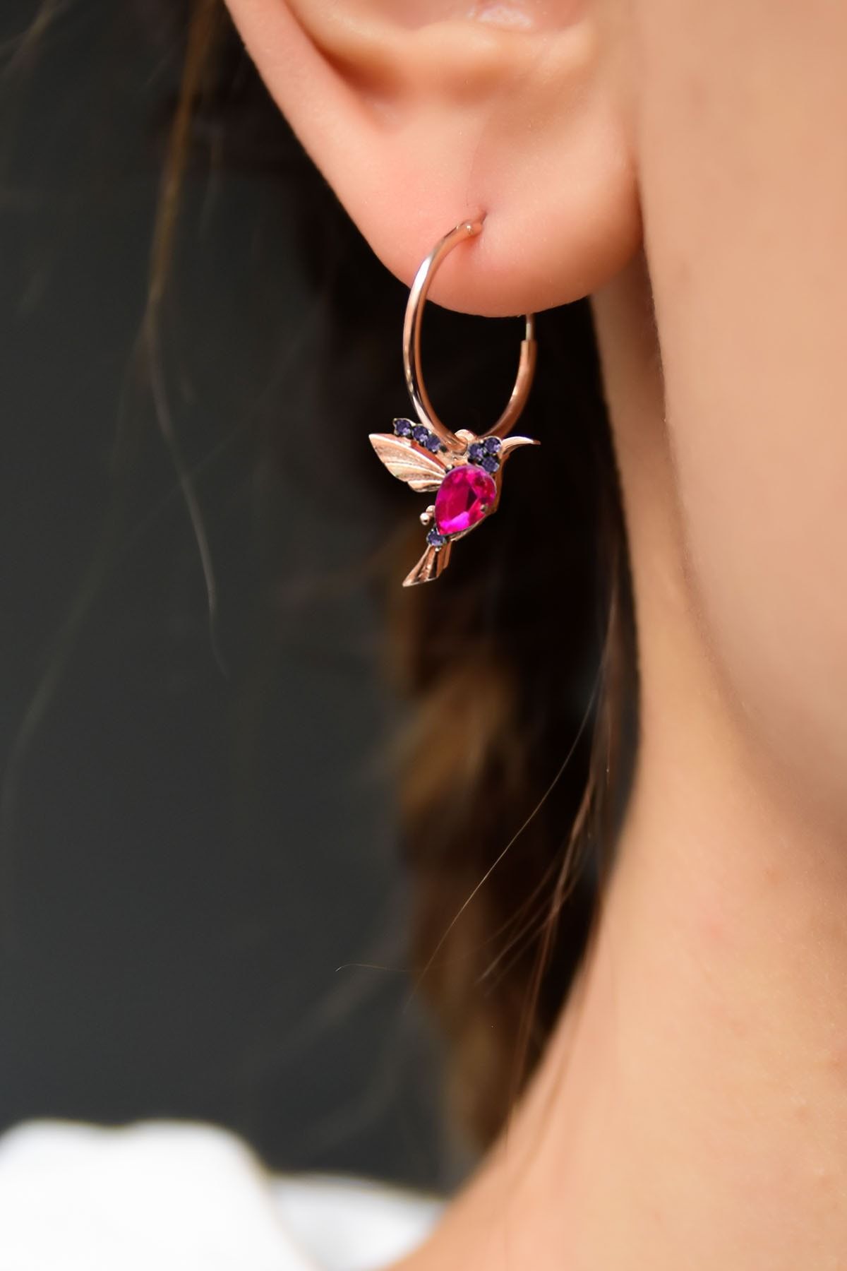 925 Ayar Gümüş Rose Kaplama Rubi Mor Taşlı Halka Kuş Küpe
