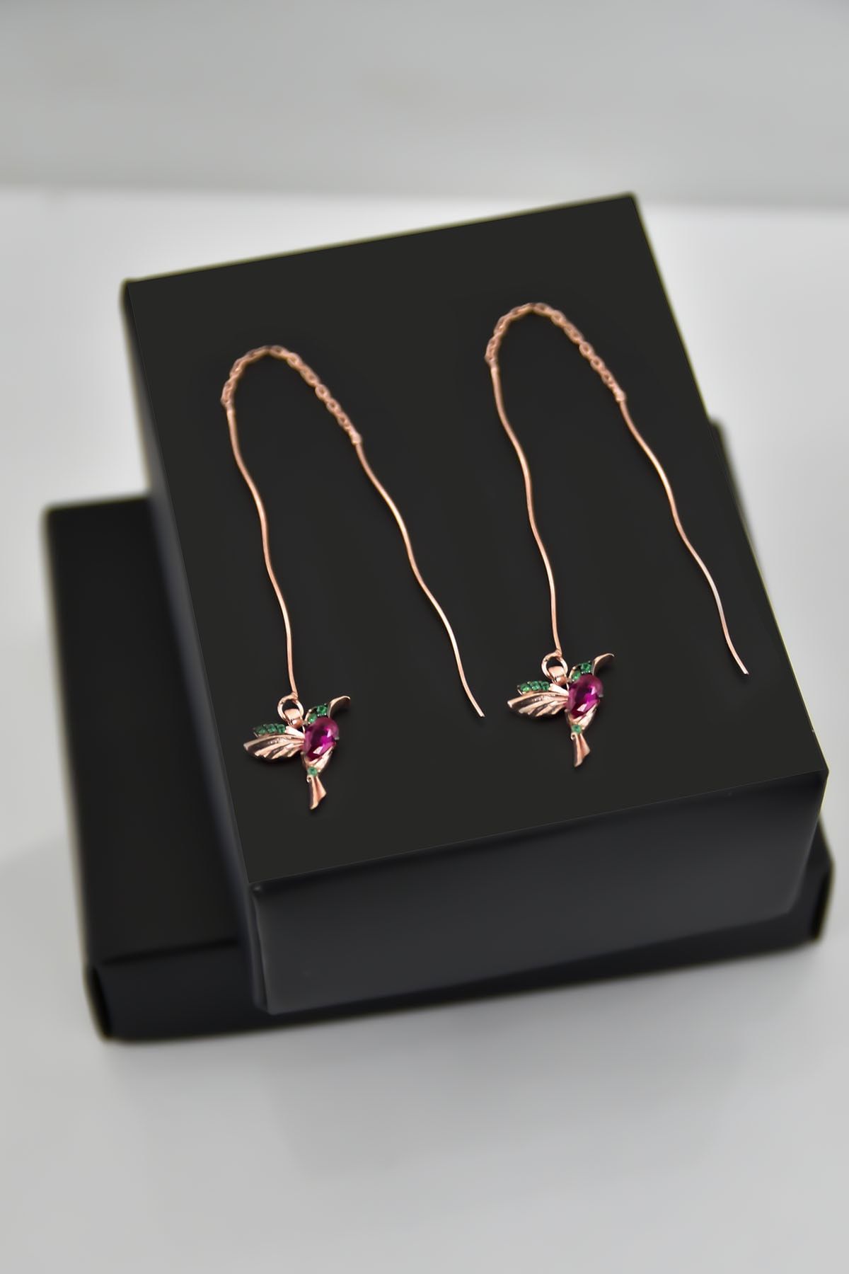 925 Ayar Gümüş Rose Kaplama Sallantılı Zincir Kuş Küpe