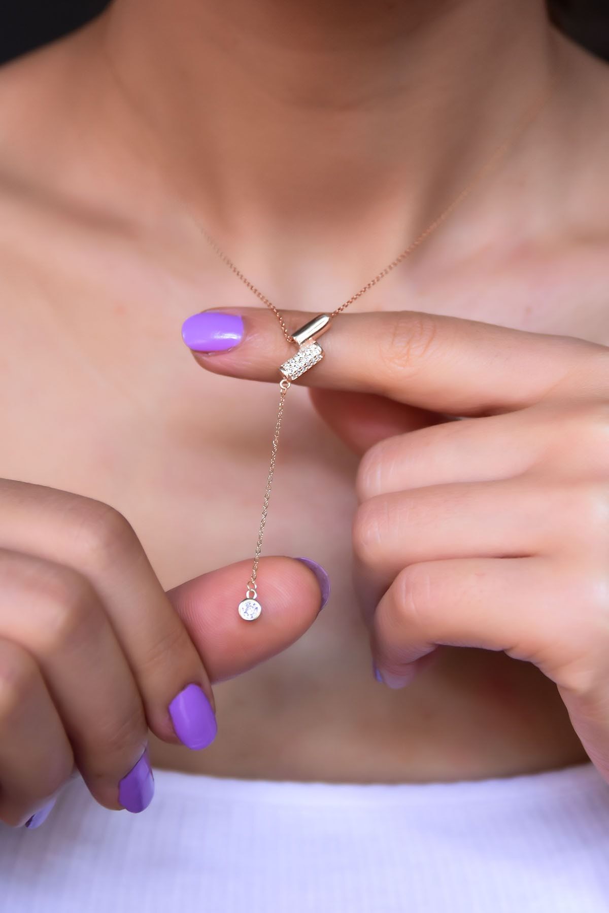 925 Ayar Gümüş Rose Kaplama Taşlı Tasarım Kolye