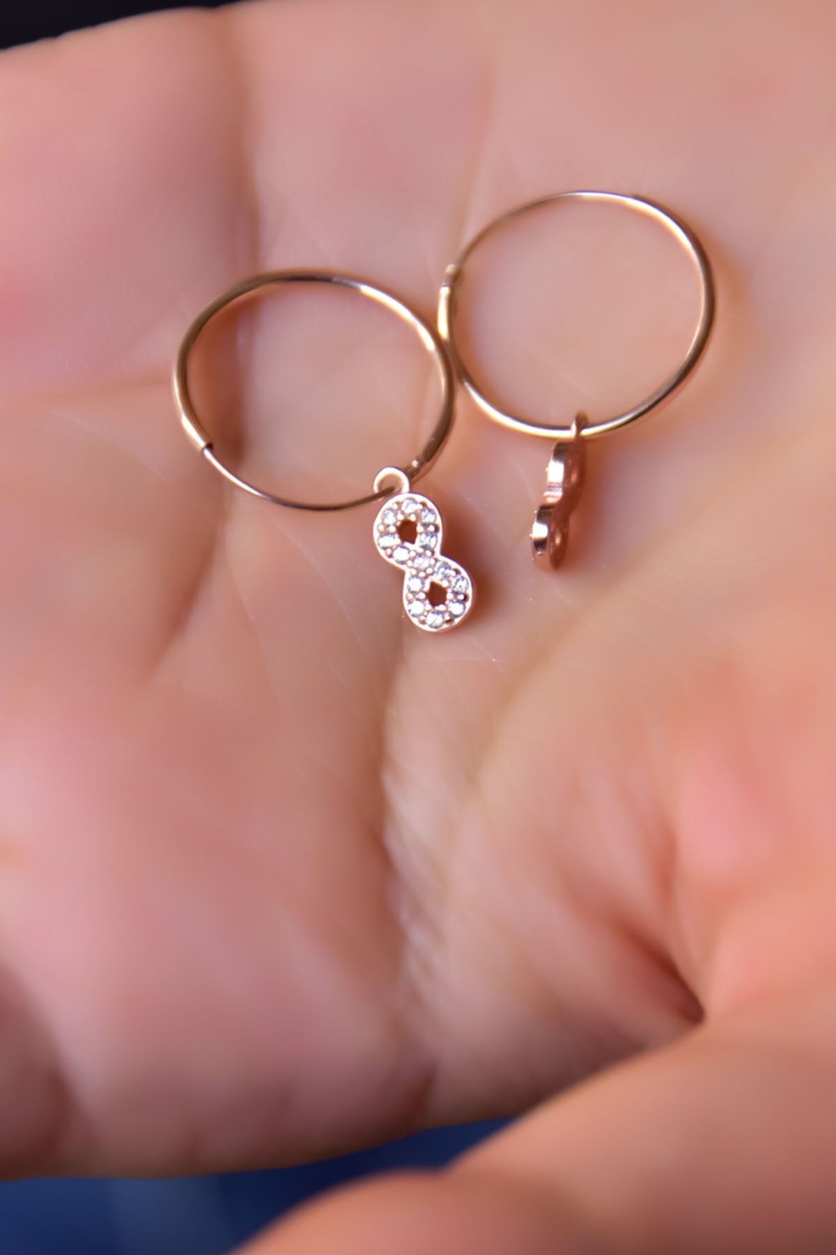 925 Ayar Gümüş Rose Kaplama Zirkon Taşlı Sonsuzluk Halka Küpe