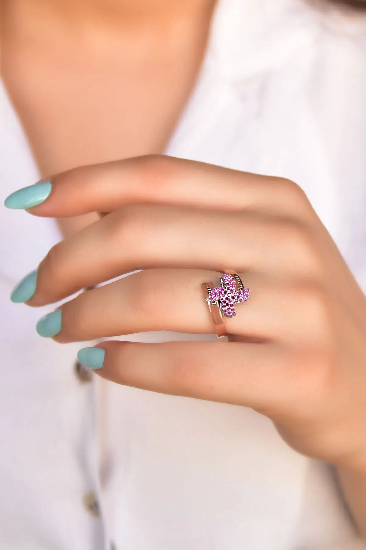 925 Ayar Gümüş Isimli Pembe Zirkon Taşlı Dönen Pervane Yüzük.rose.gold.rodaj