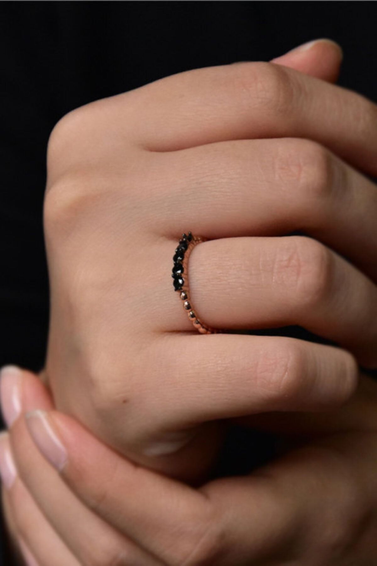 925 Ayar Gümüş Siyah Beş Taşlı Çıtır Yüzük