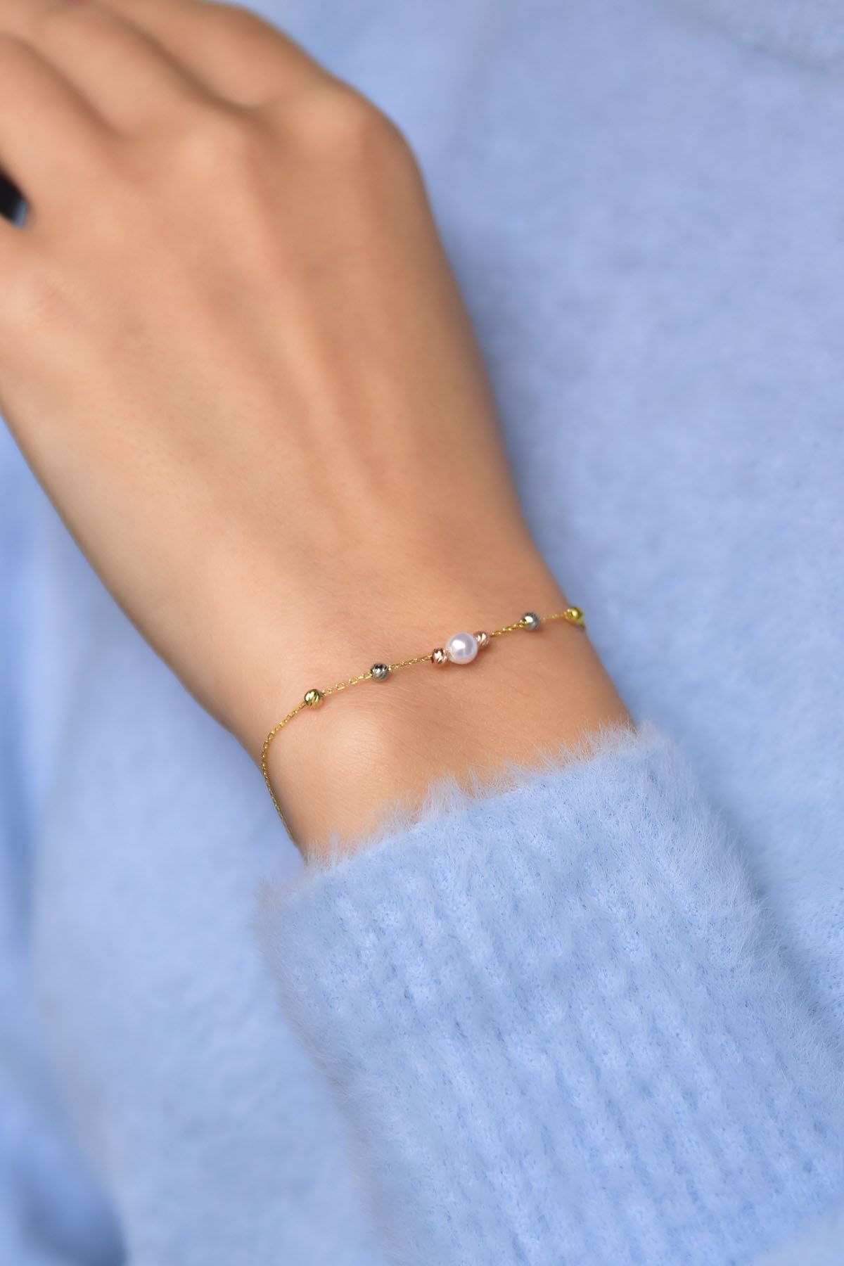 925 Ayar Gümüş Üç Renk Kaplama Dorika Toplu Incili Kadın Bileklik Uvptss200000