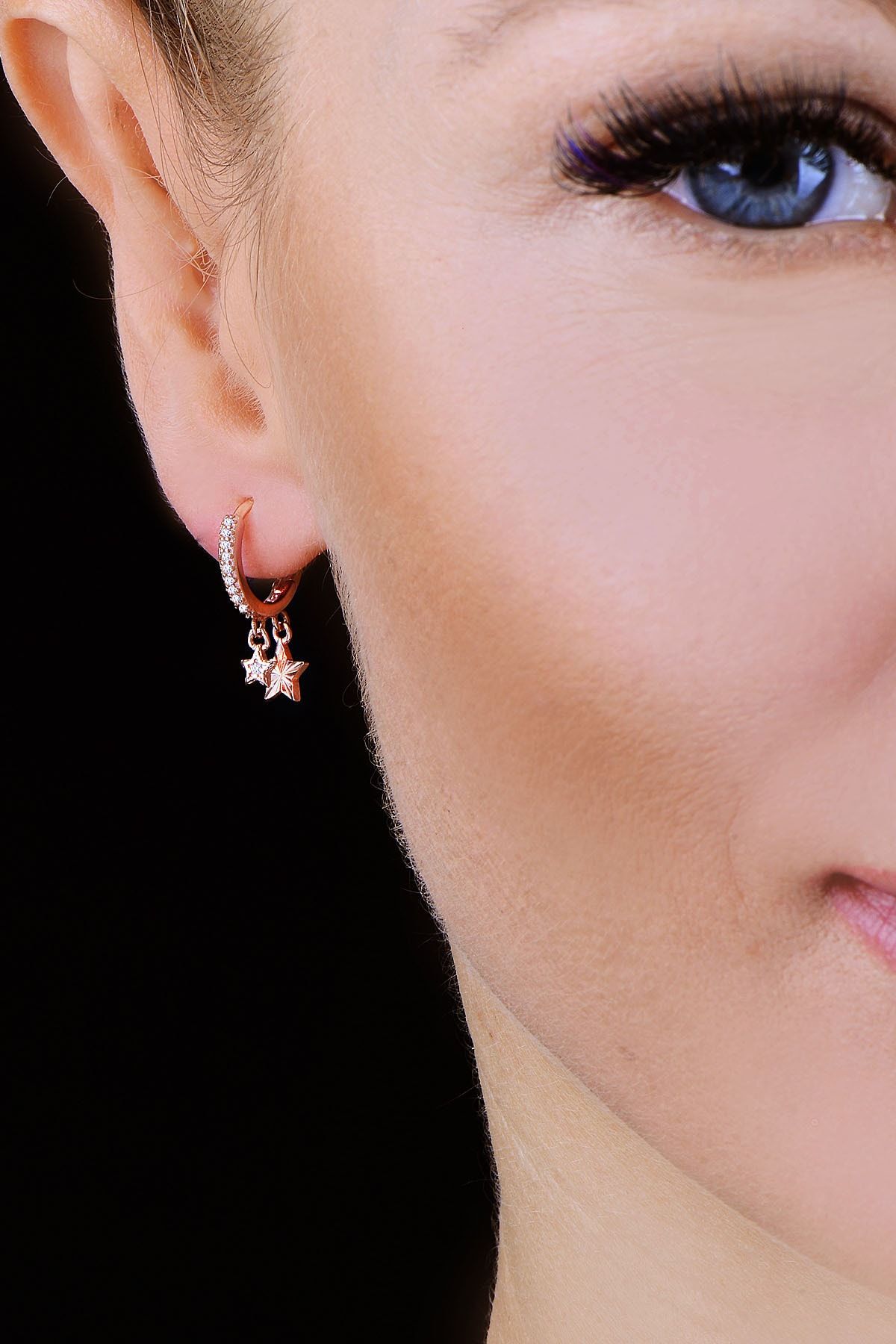 925 Ayar Gümüş Yıldız Figürlü Minimal Halka Kadın Küpe Uvpts300006