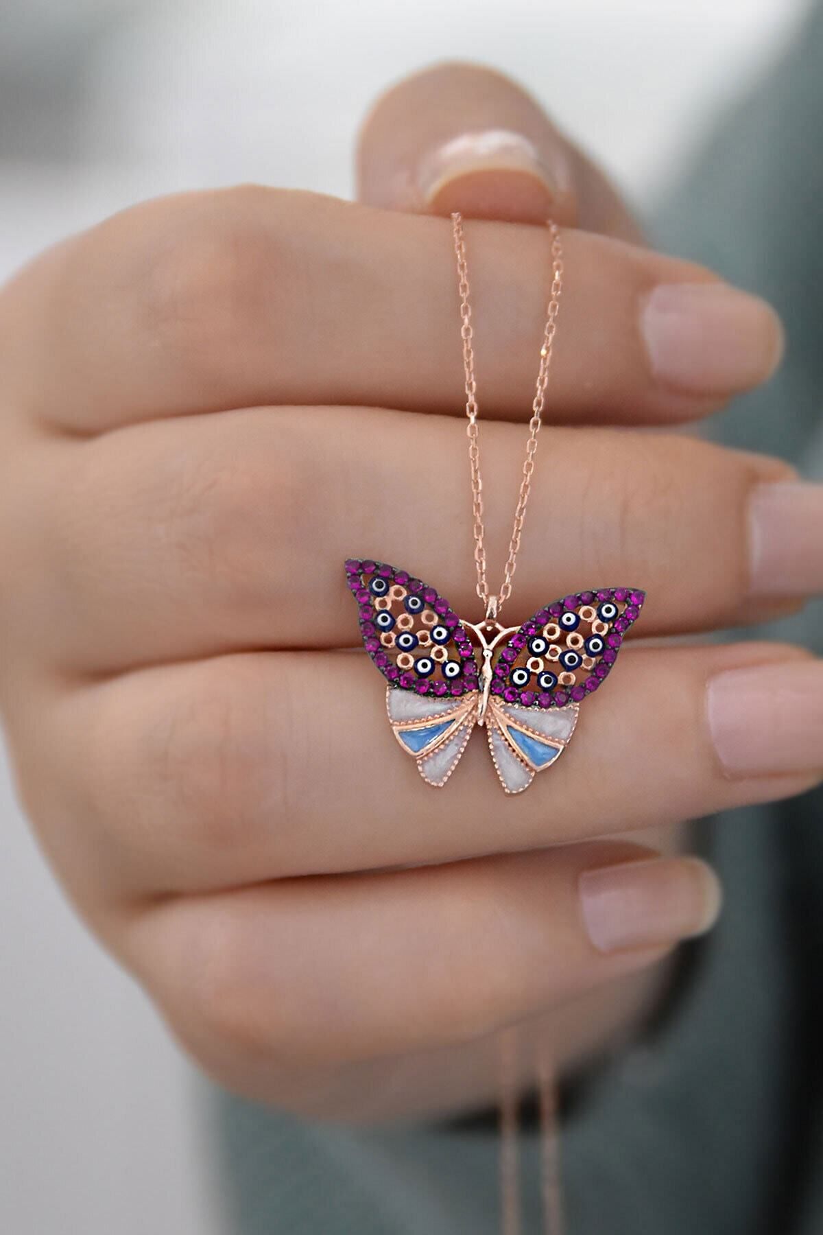 925 Ayar Kırmızı Taşlı Mineli Gümüş Kelebek Kolye