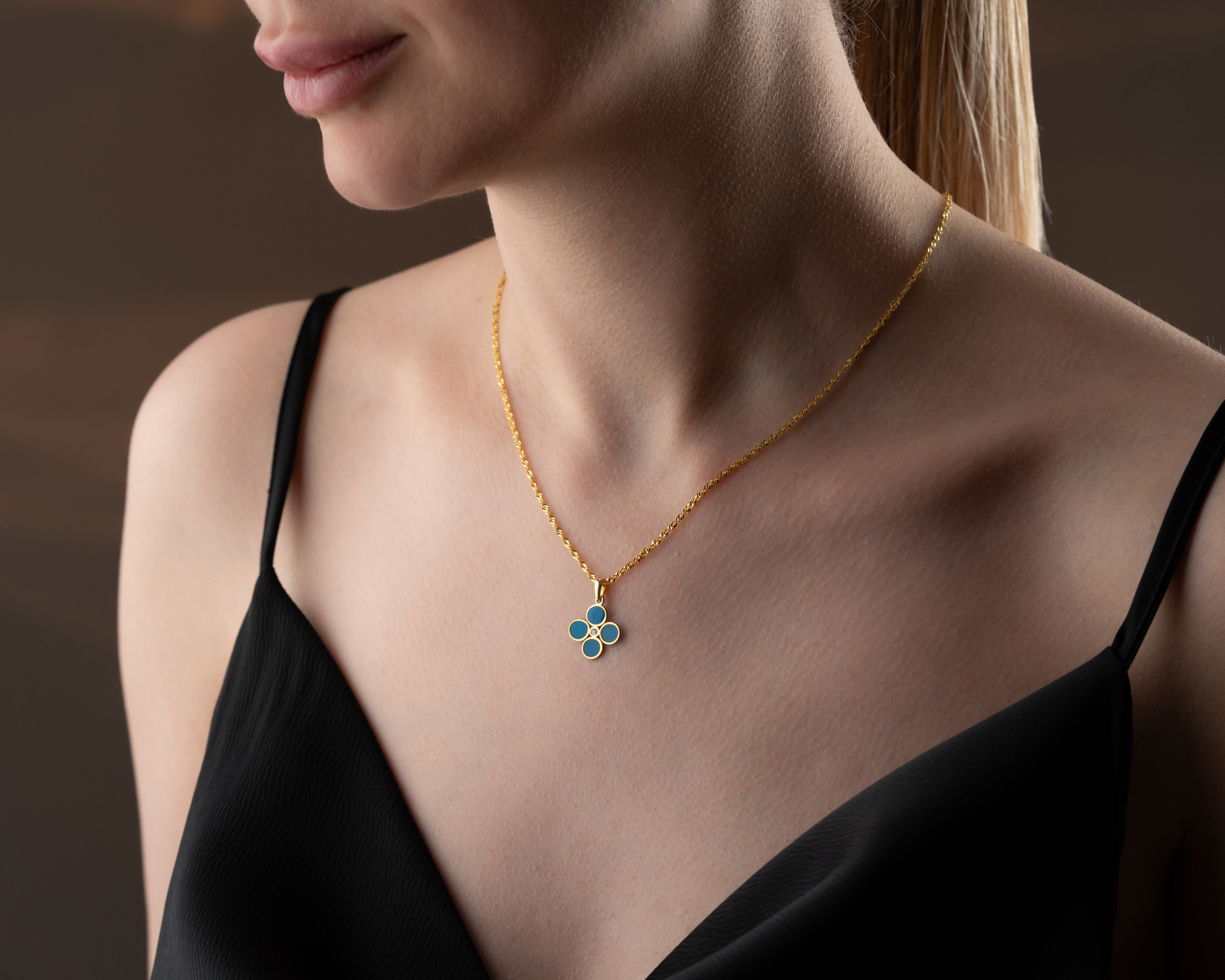 925 ayar Flamingo Silver gök mavisi dört yaprak pırlanta kolye<rose,gold,rodaj>