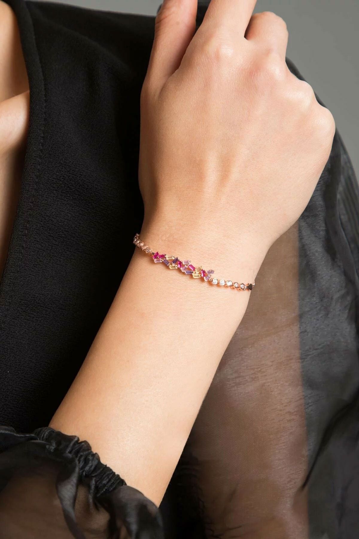 925 Ayar Rose Altın Kaplama Baget Renkli Taşlı Gümüş Bileklik