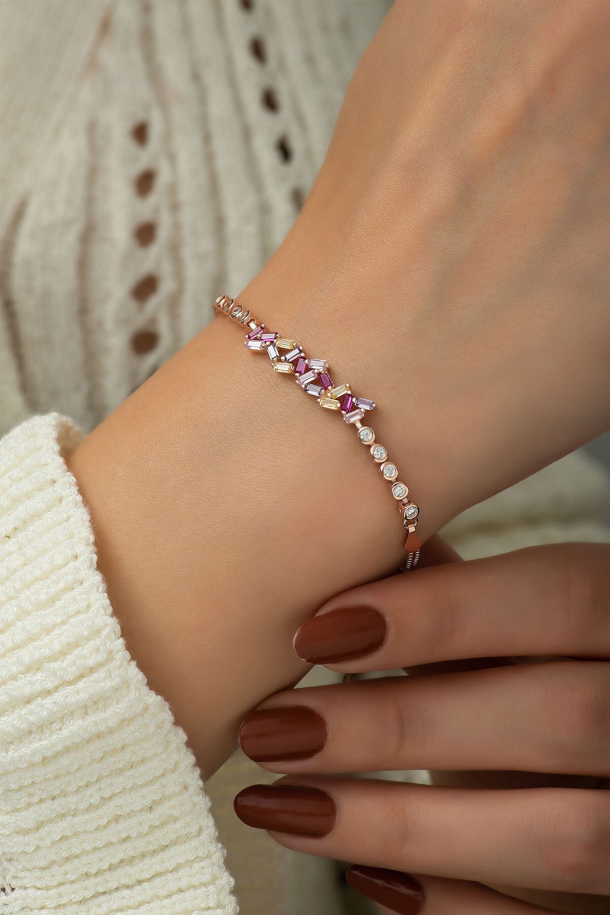 925 Ayar Rose Kaplama Renkli Baget Taşlı Gümüş Bileklik