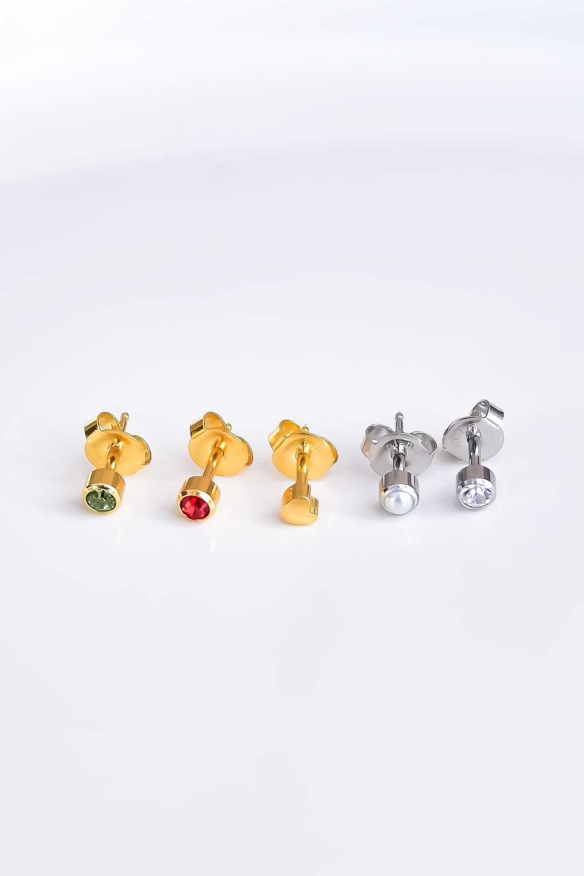 Çelik Gold-rodyum Kaplama Cerrahi Tektaş Çivili 5'li Kombin Küpe Model3