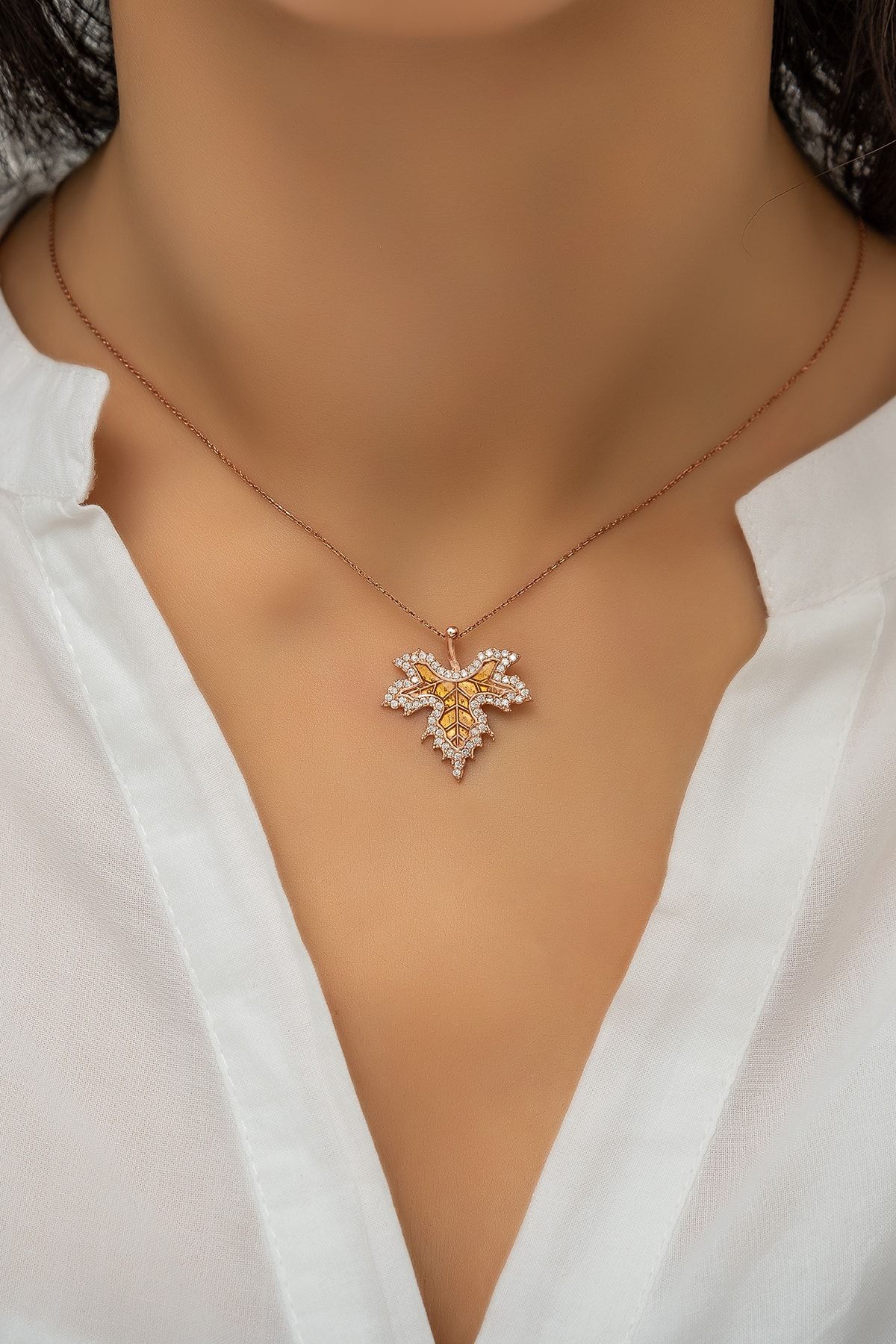 Çınar Yaprağı Sonbahar Kolye Rose Altın Kaplama Gümüş Uvps400538