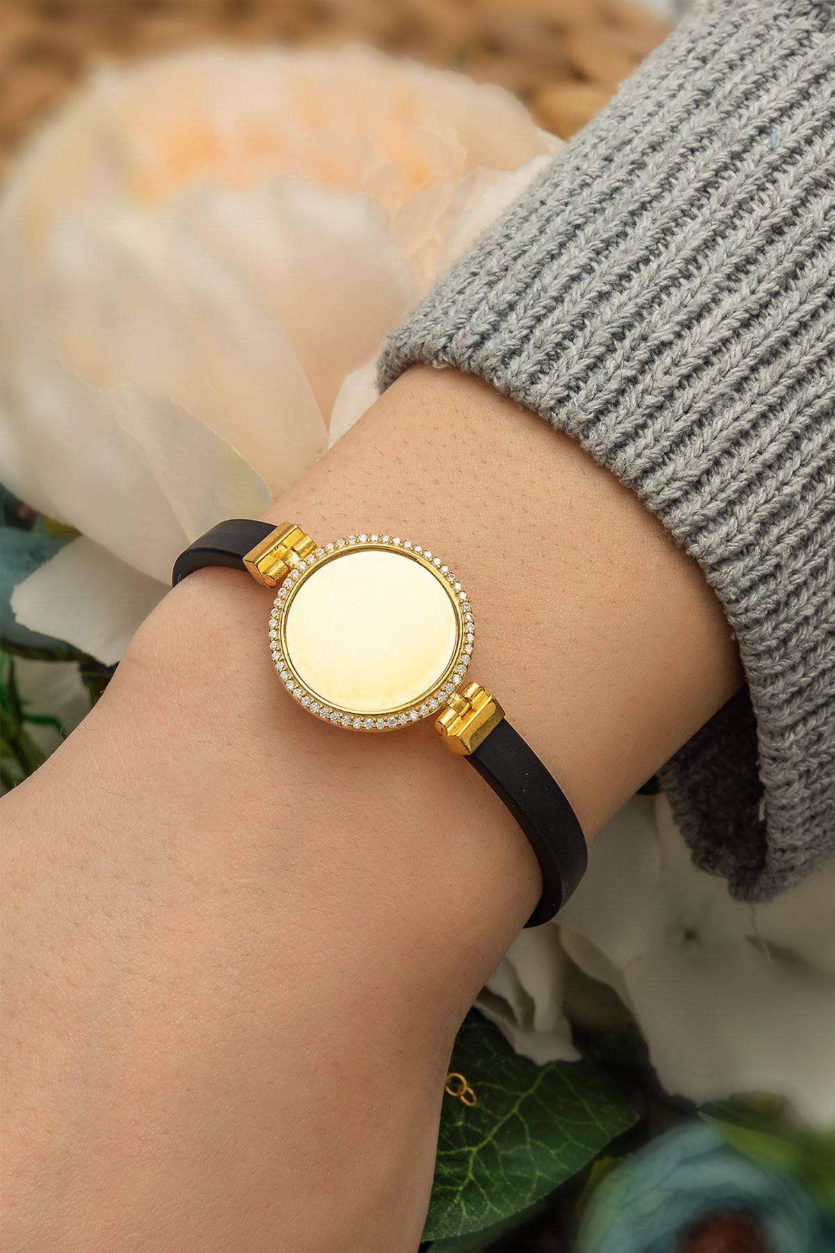 Deri Kordonlu Zirkon Halka Bileklik Altın Kaplama 925 Ayar Gümüş - Uvps200012