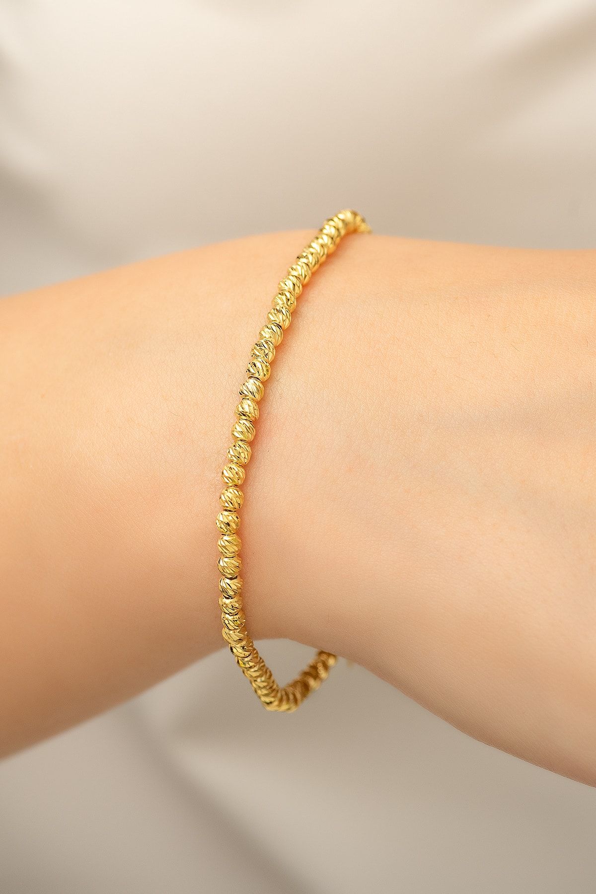 Dorica Toplu Renkli 14 Ayar Altın Kaplama 925 Ayar Gümüş Bileklik - Uvps200082