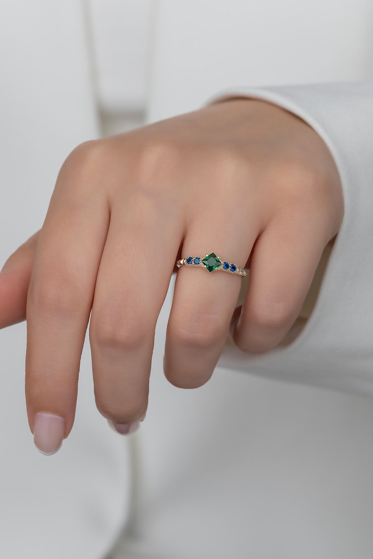 Gümüş Prenses Yüzük. Renkli Taşlı Ayarlanabilir Ölçü. Altın Kaplama 925 Ayar Gümüş