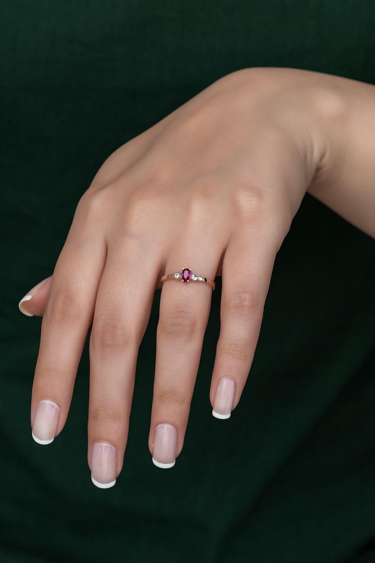 Gümüş Prenses Yüzük. Renkli Taşlı Ayarlanabilir Ölçü. Rose Gold Kaplama 925 Ayar Gümüş